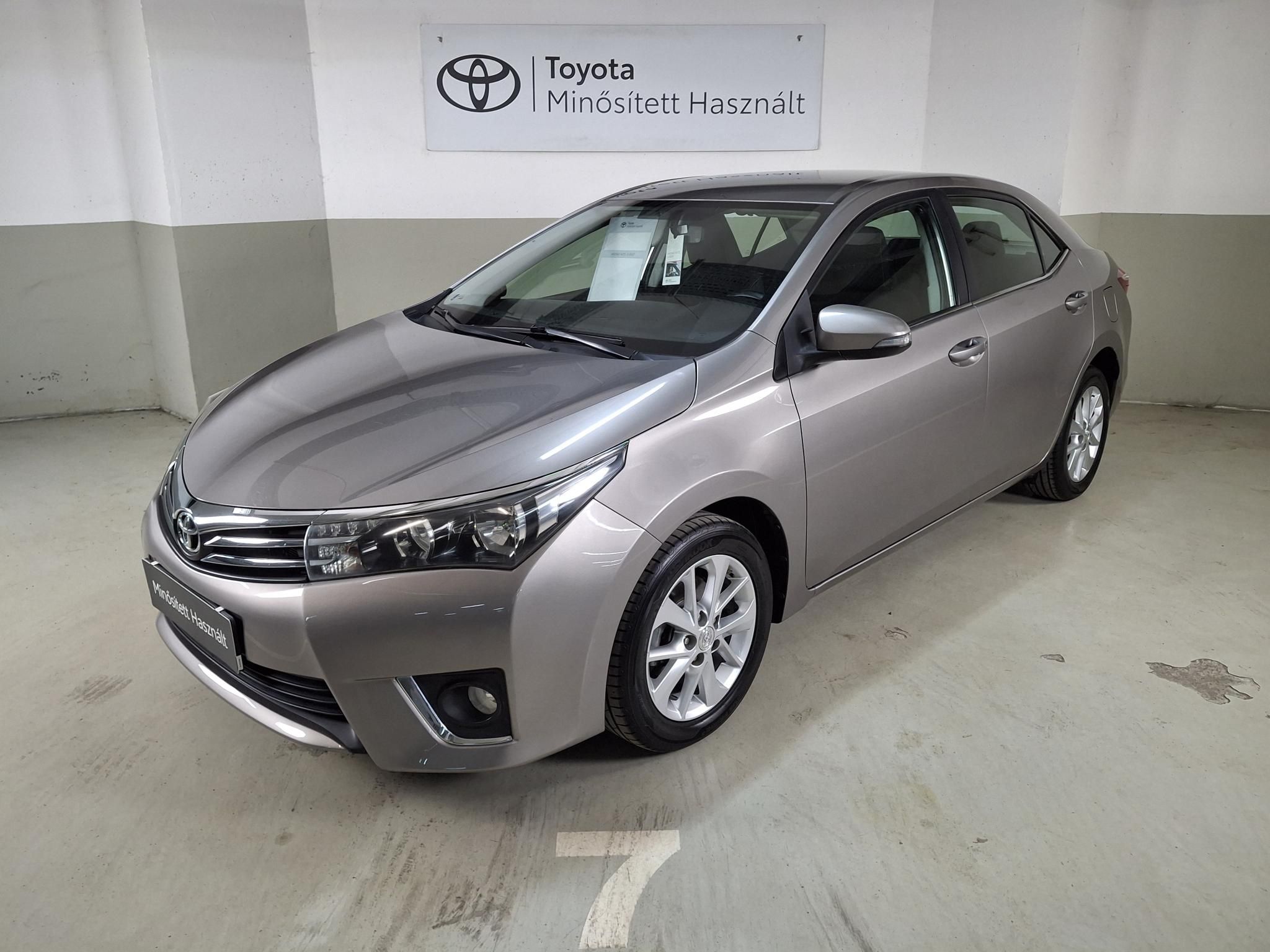 TOYOTA COROLLA