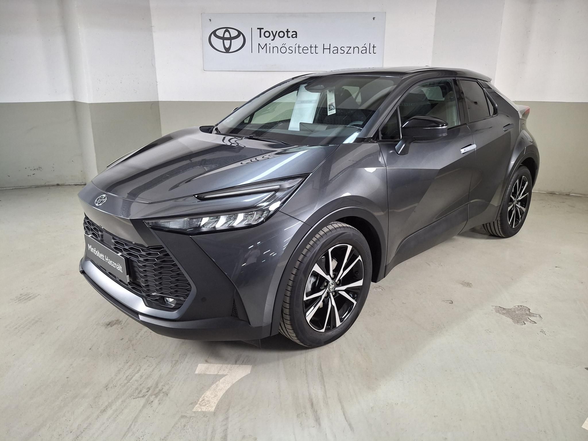 TOYOTA C-HR