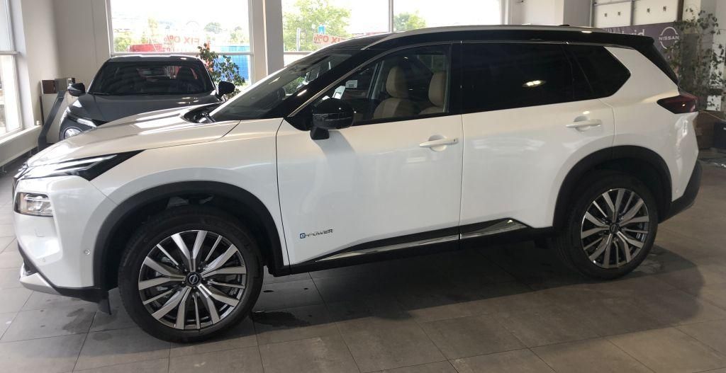 NISSAN X-TRAIL 1.5 e-Power e-4orce Tekna (Automata) +Bose +Fekete Nappabőr +20felni! - 4. kép