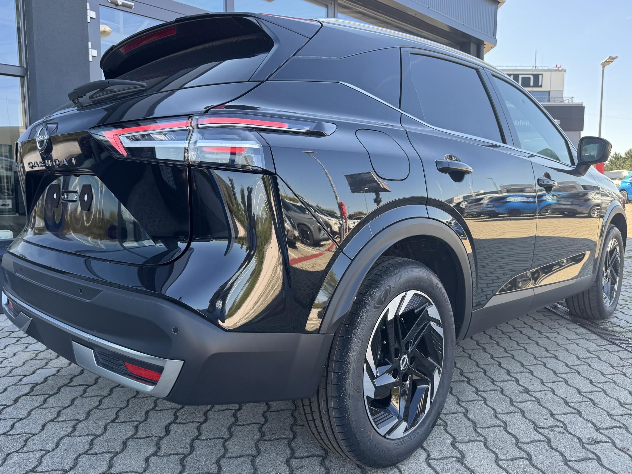 NISSAN QASHQAI 1.3 DIG-T Mild Hybrid N-Connecta X-Tronic Ajándék Téli Csomaggal! Készletről azonnal vihető! - 6. kép