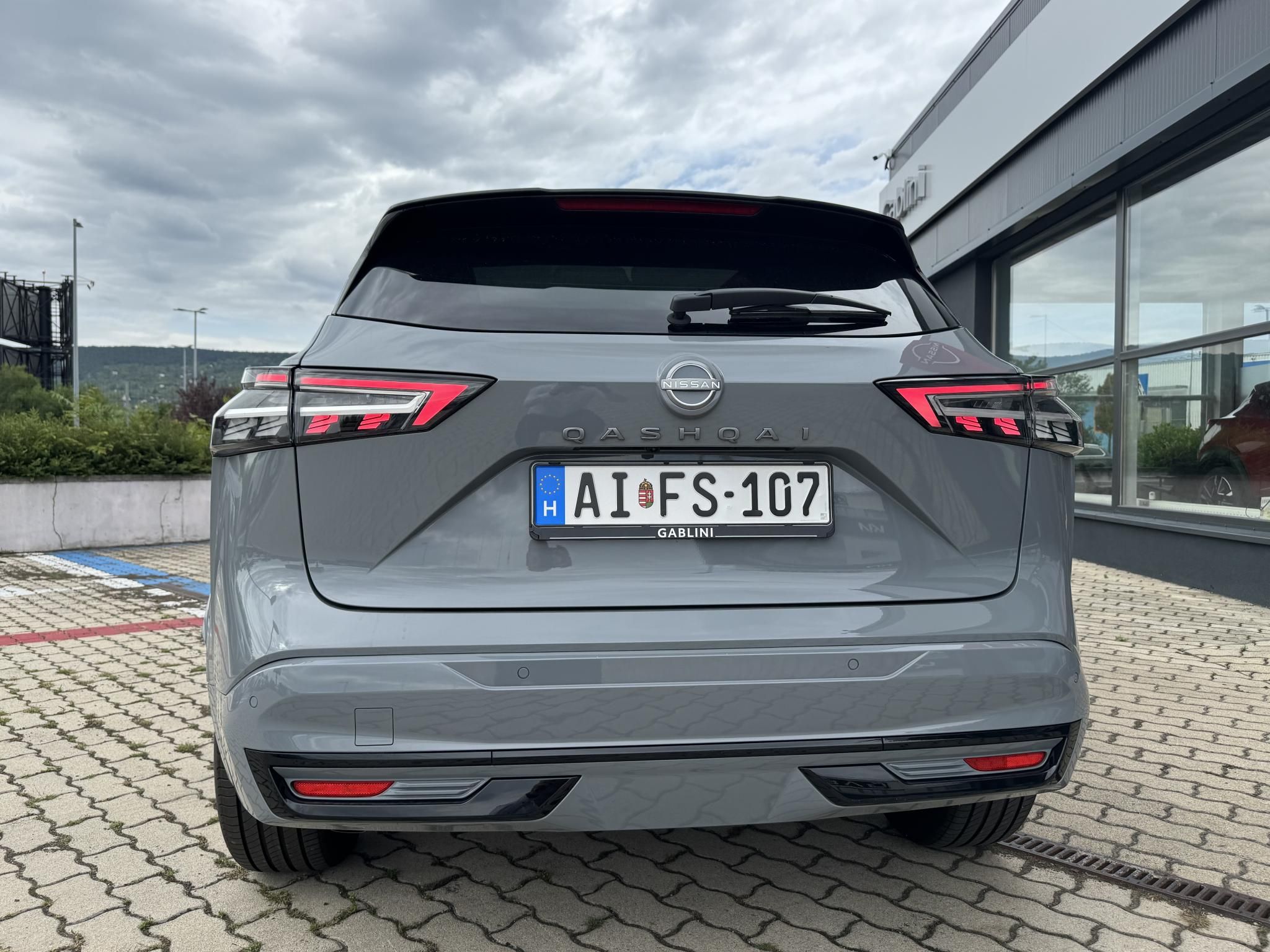 NISSAN QASHQAI 1.3 DIG-T Mild N-Design X-Tronic Bemutató autó - 4. kép