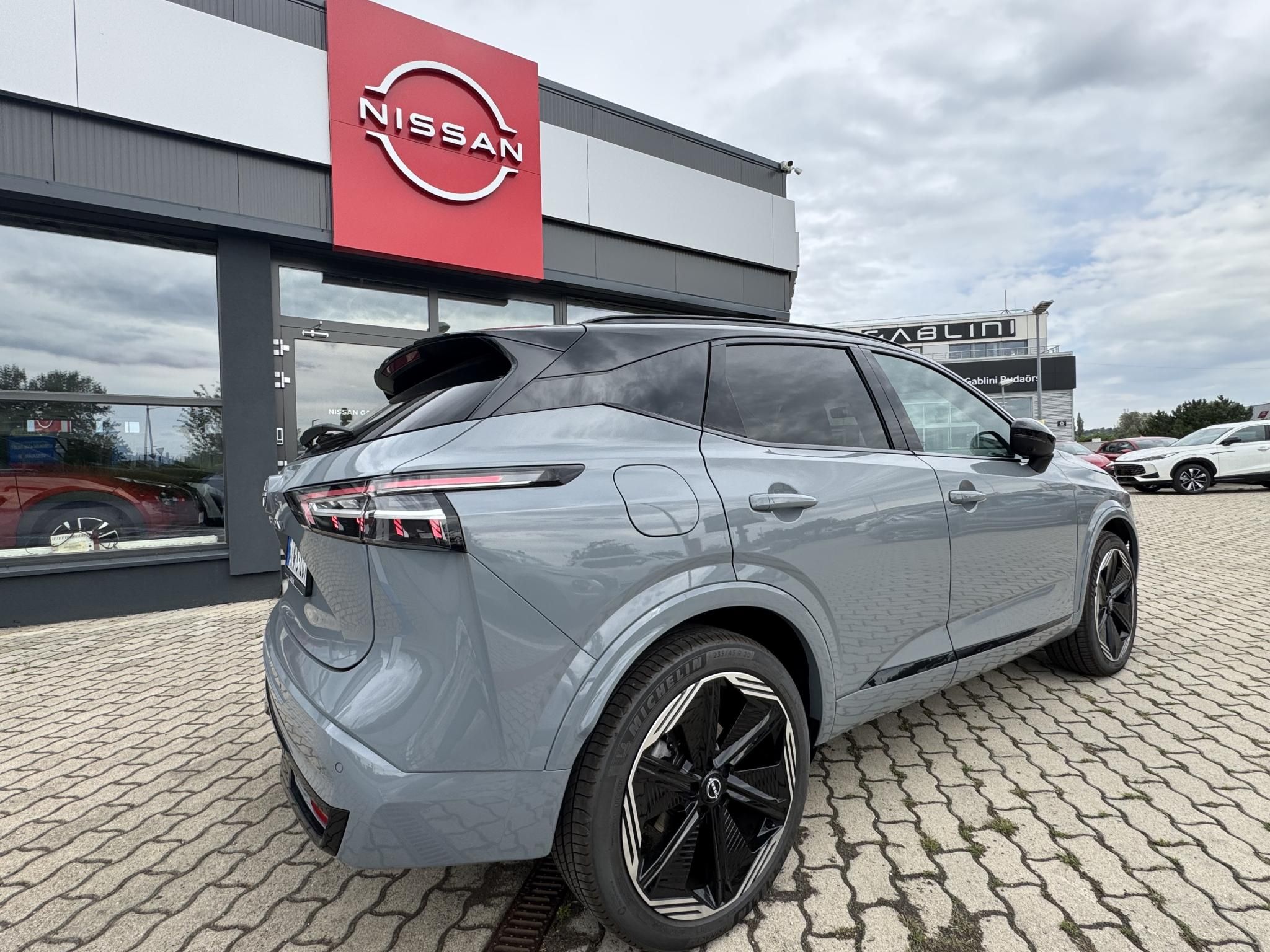 NISSAN QASHQAI 1.3 DIG-T Mild N-Design X-Tronic Bemutató autó - 6. kép