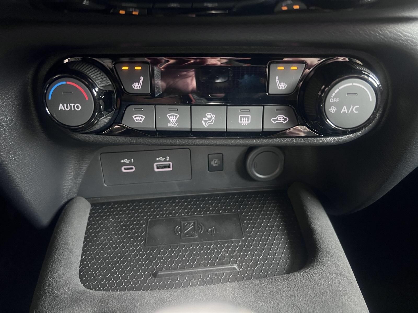 NISSAN JUKE 1.0 DIG-T N-Design DCT Automata! BOSE! Ülésfűtés! Alcantara-Bőr! 360 kamera! Téli csomag! - 8. kép