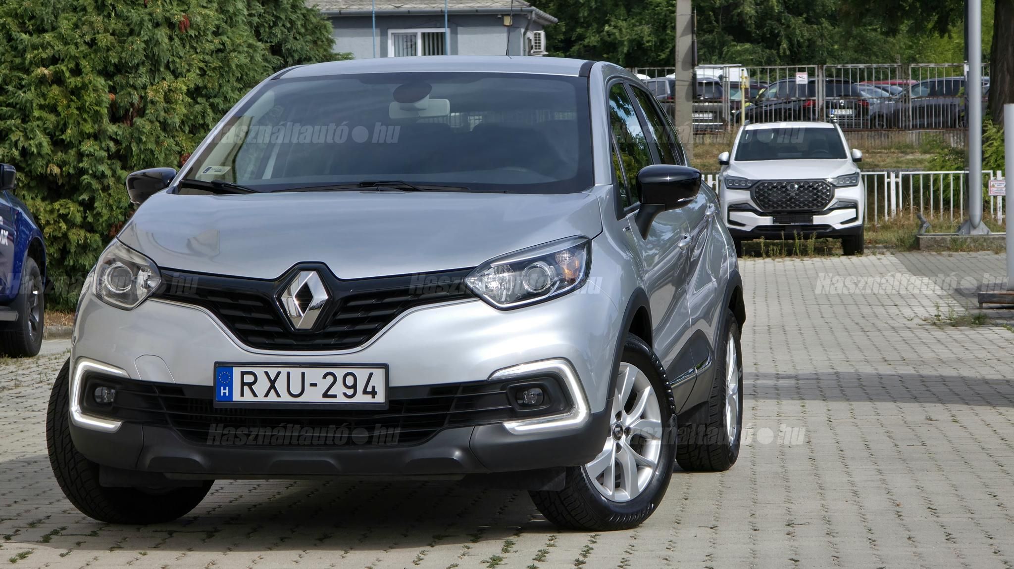 RENAULT CAPTUR