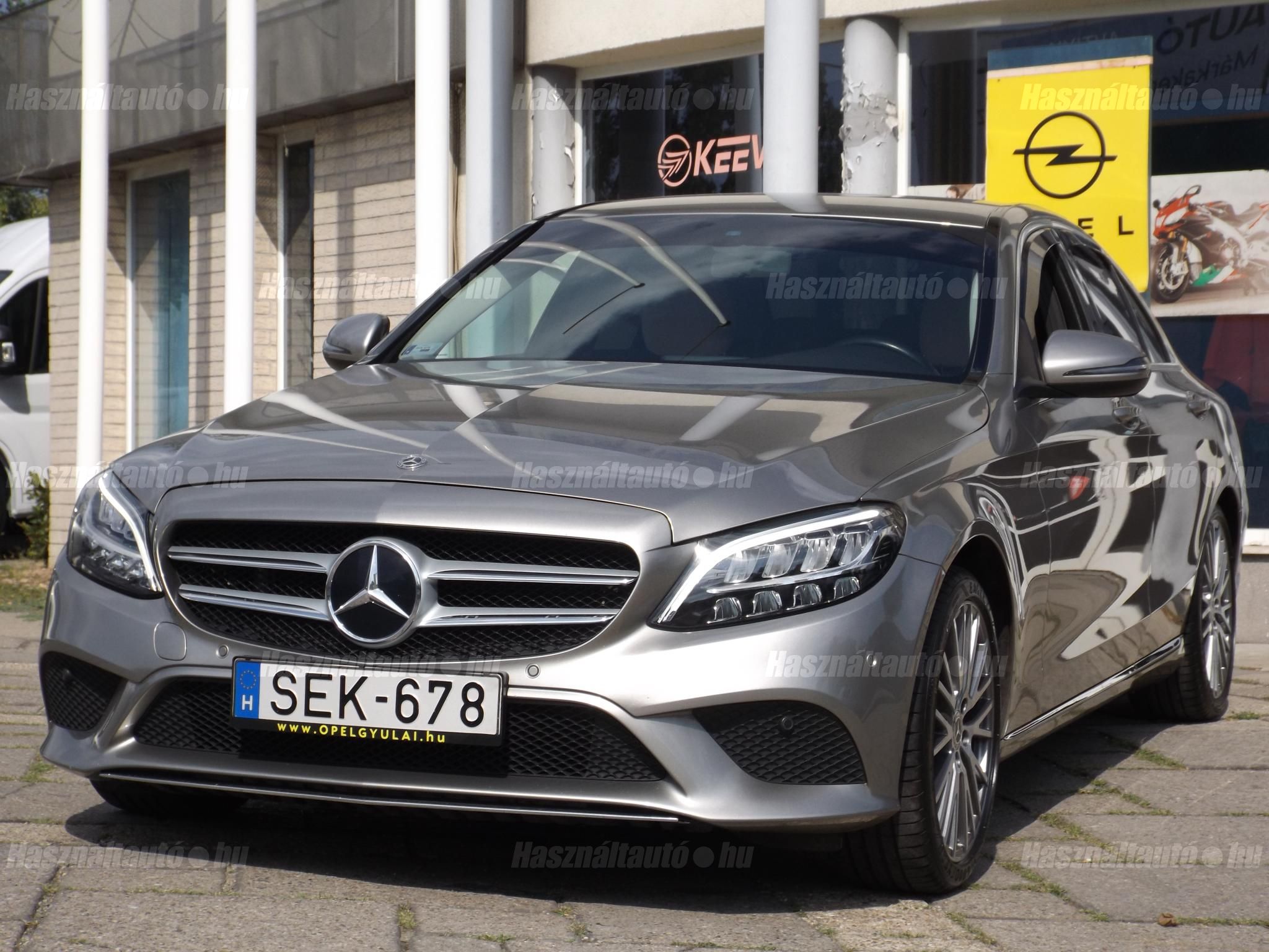 MERCEDES-BENZ C 160