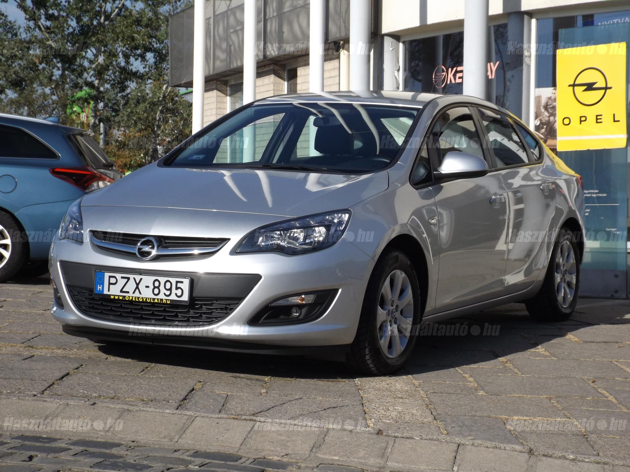 OPEL ASTRA J