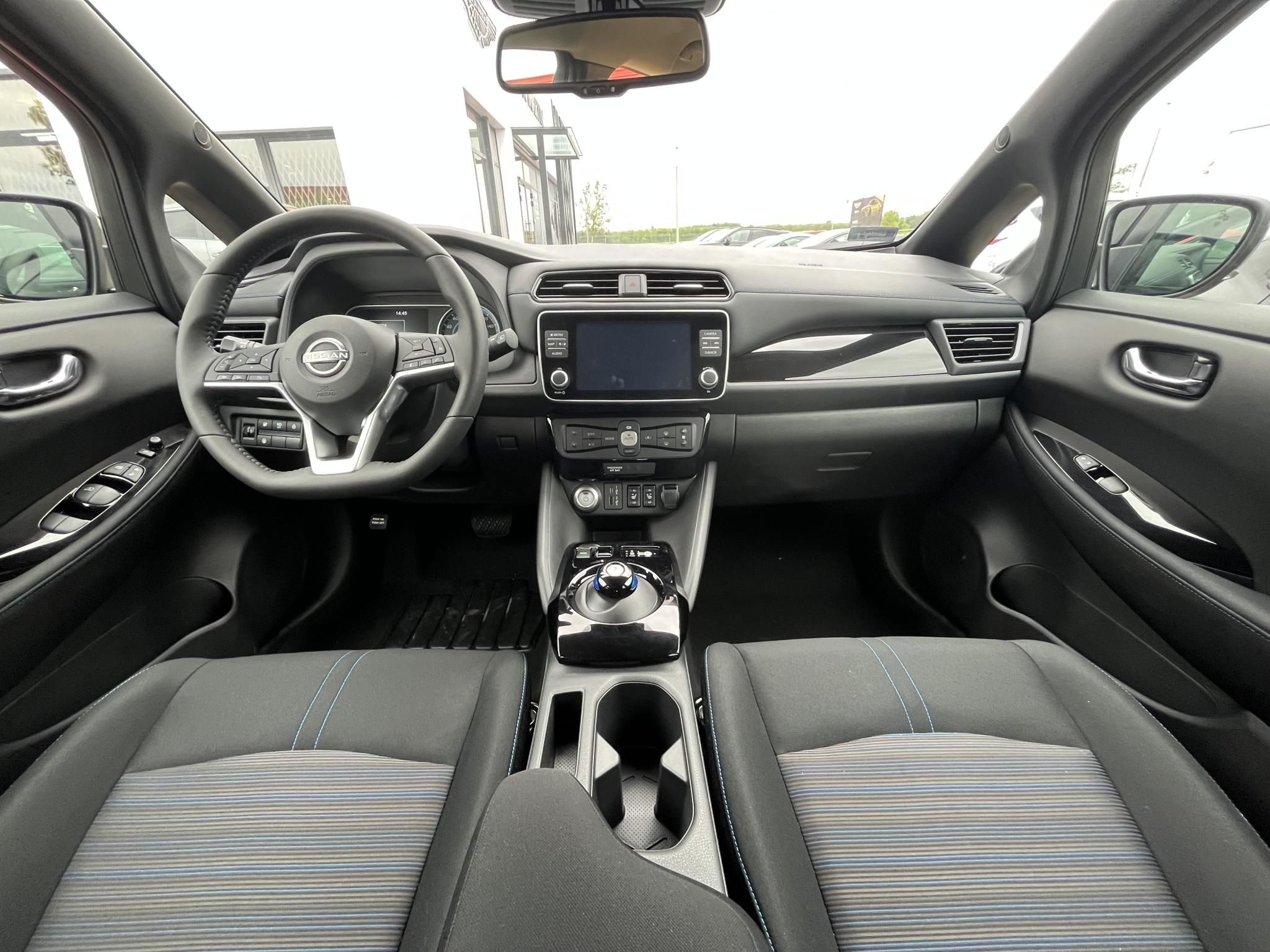 NISSAN LEAF N-Connecta 40kWh (Automata) ÚJ autó! 36Km! Magyarországi! Leinformálható! - 9. kép