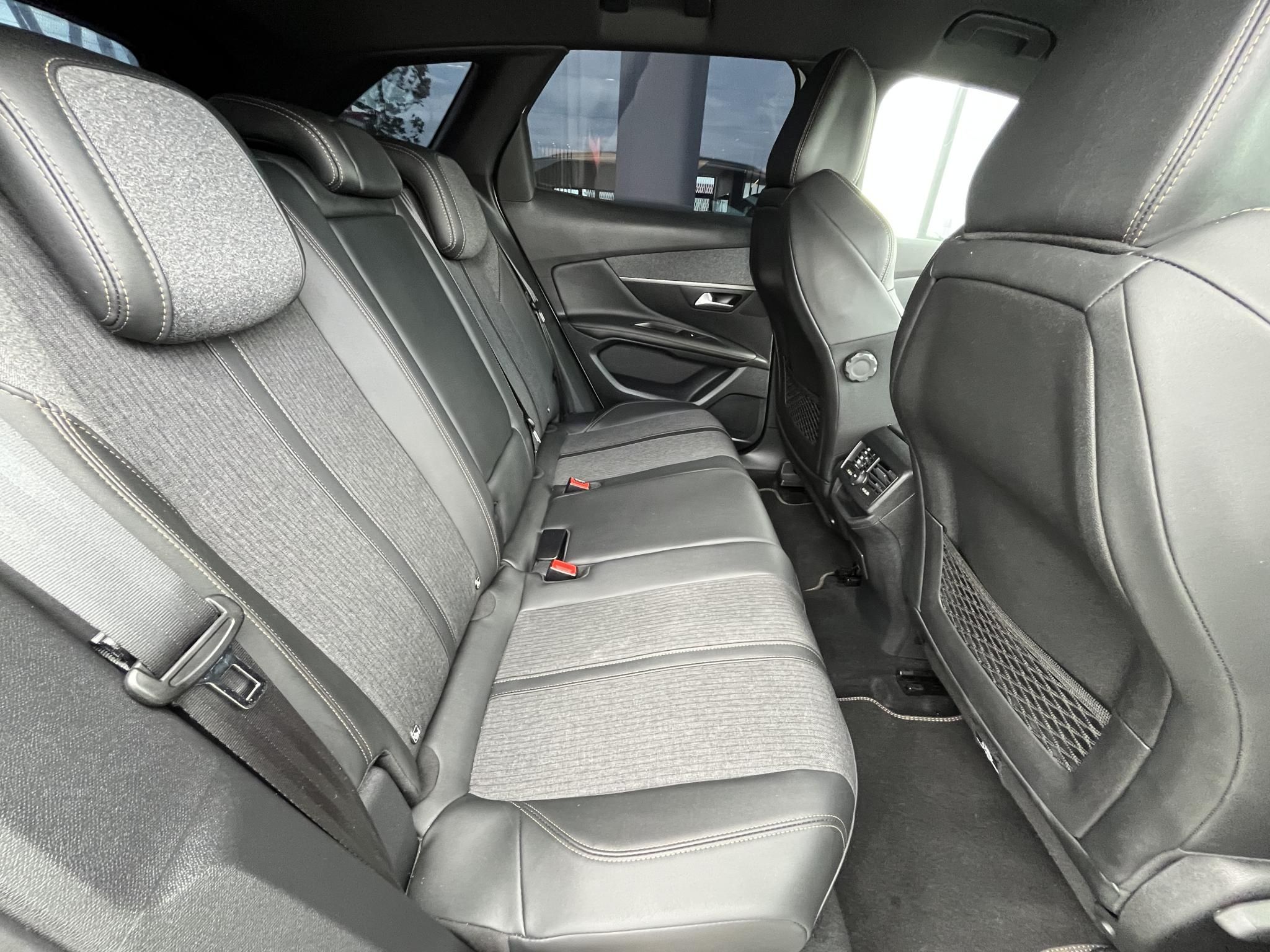 PEUGEOT 3008 1.2 PureTech GT Line E6.3 GT Line! Led! - 12. kép