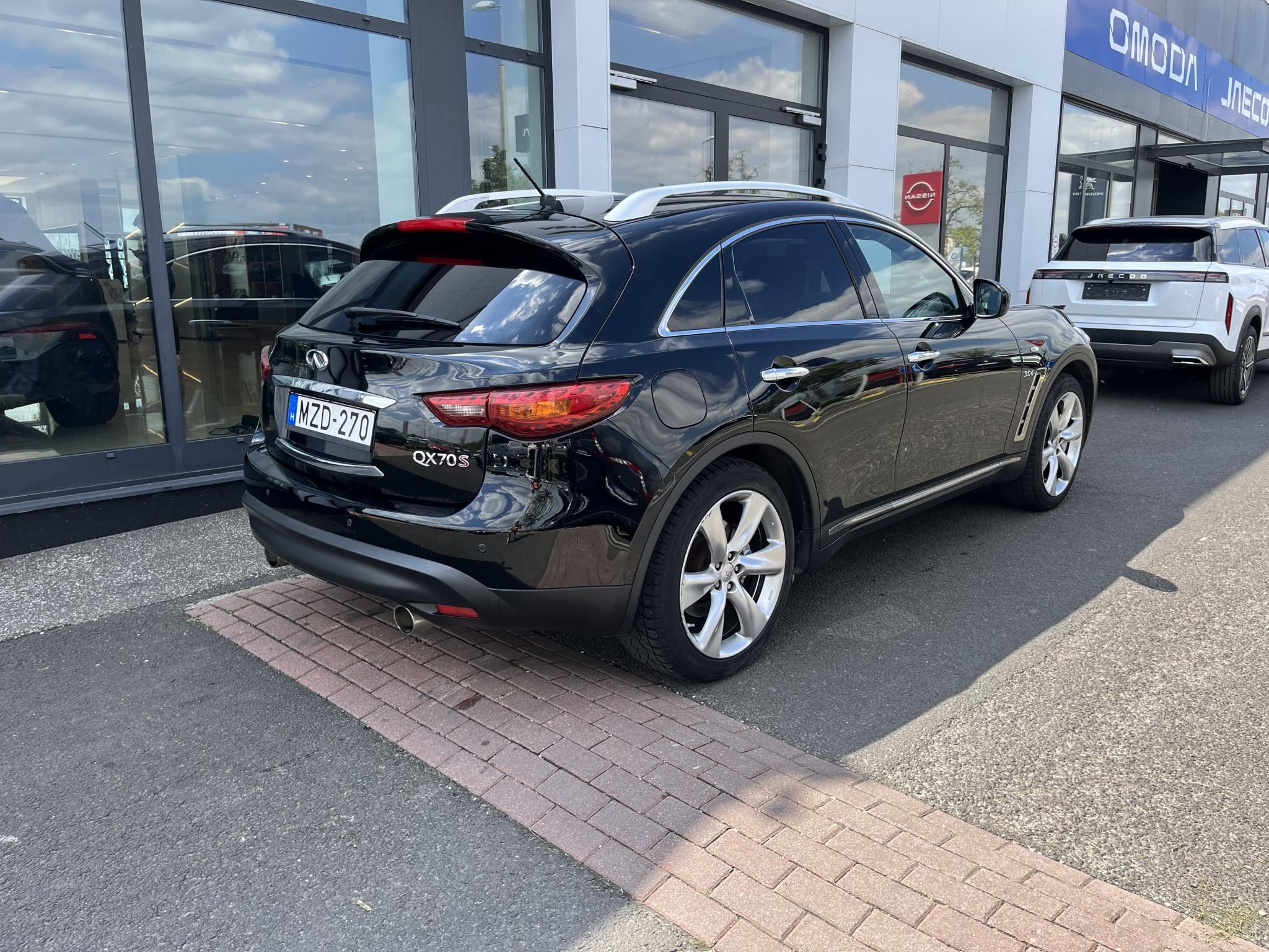 INFINITI QX70 3.0 d S Premium (Automata) Magyarországi! Leinformálható! - 4. kép