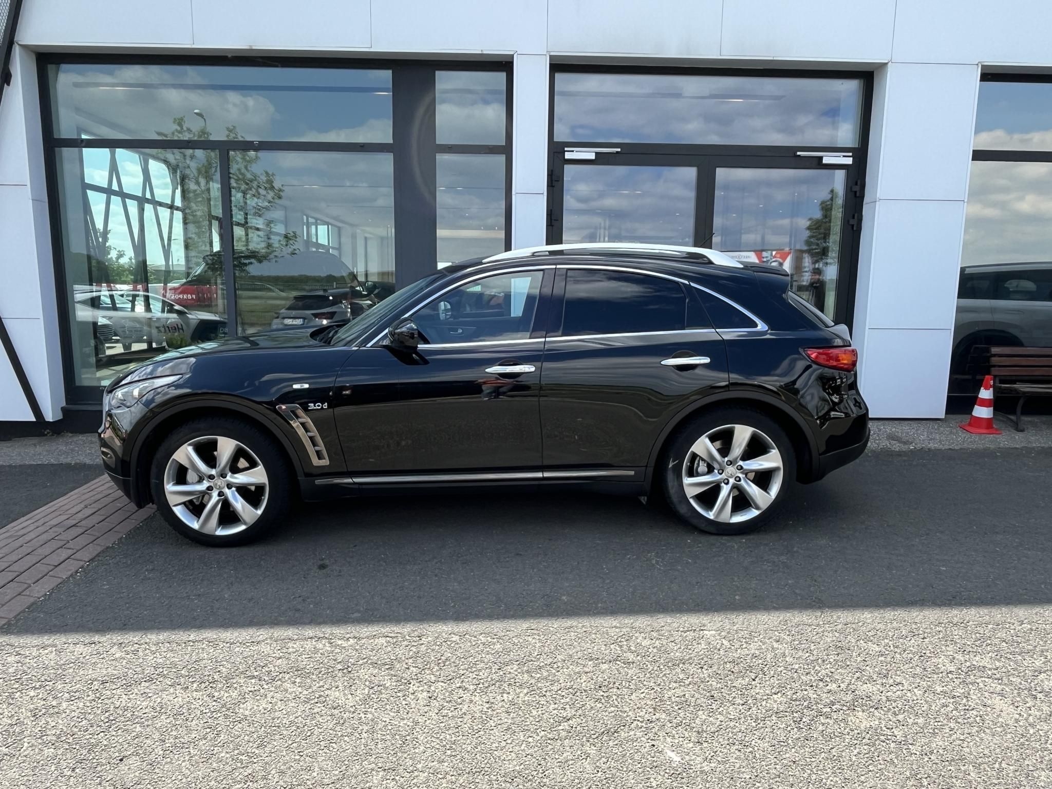 INFINITI QX70 3.0 d S Premium (Automata) Magyarországi! Leinformálható! - 7. kép