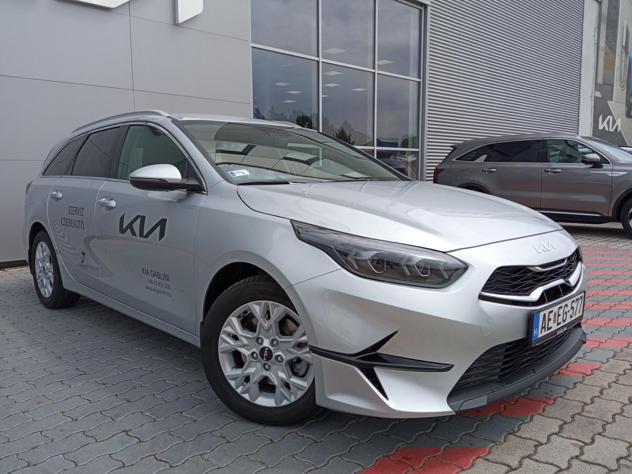 KIA CEE'D Ceed SW 1.5 T-GDI Gold Ülésfűtés-kormányfűtés! Tolatókamera! Magyarországi! - 1. kép