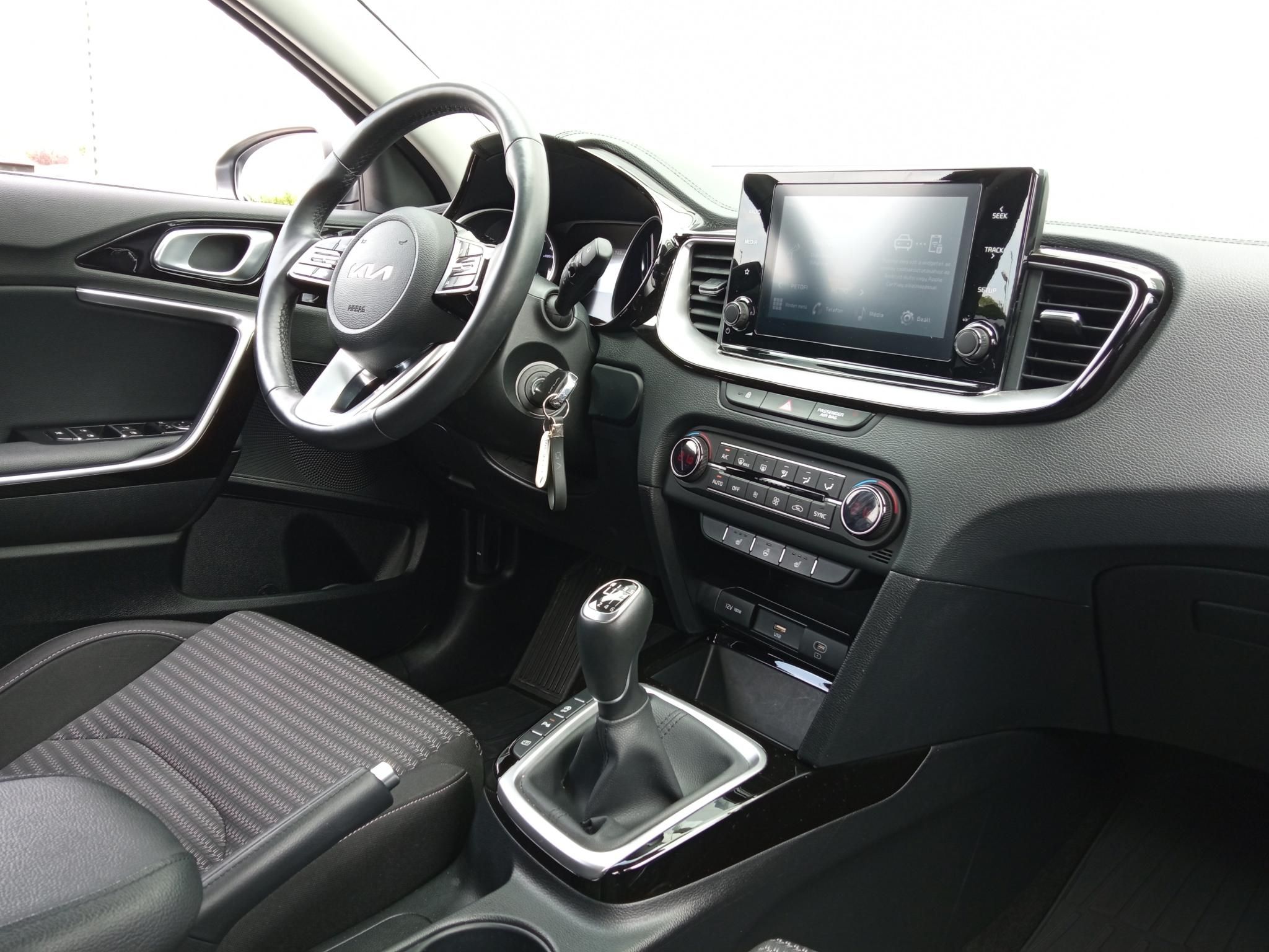 KIA CEE'D Ceed SW 1.5 T-GDI Gold Ülésfűtés-kormányfűtés! Tolatókamera! Magyarországi! - 9. kép