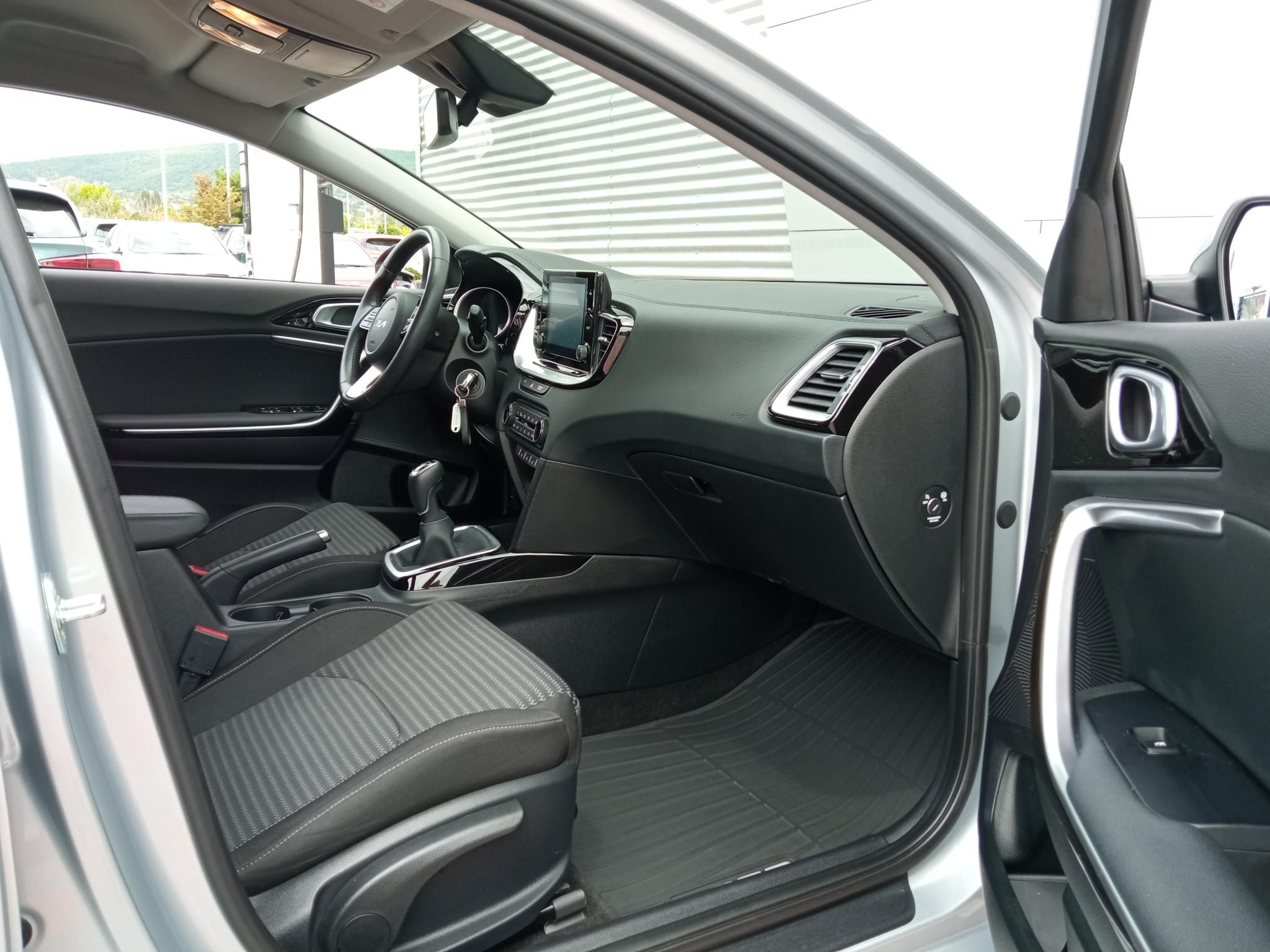 KIA CEE'D Ceed SW 1.5 T-GDI Gold Ülésfűtés-kormányfűtés! Tolatókamera! Magyarországi! - 10. kép