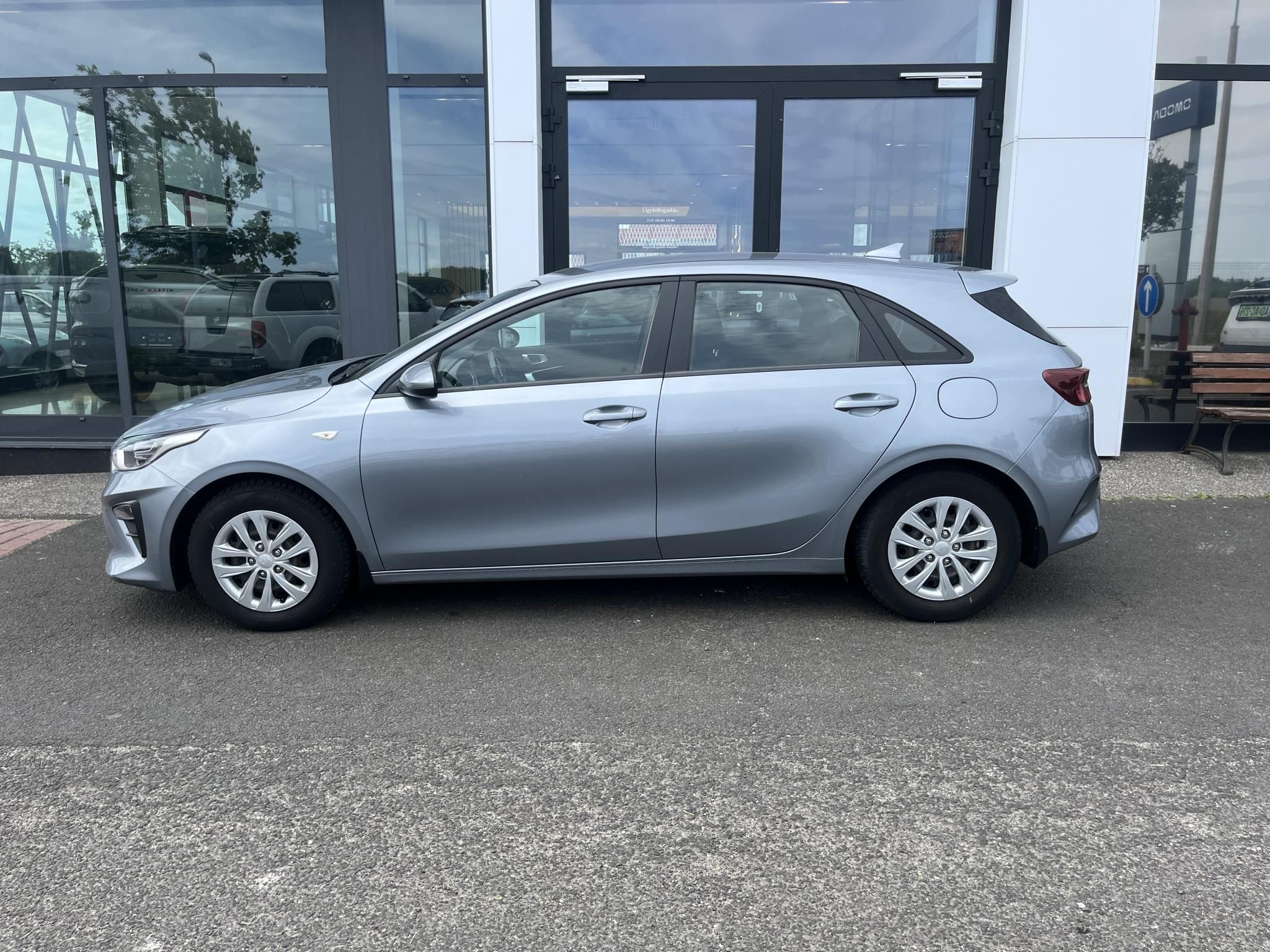 KIA CEE'D Ceed 1.5 T-GDI Silver Áfás! Garanciális! Magyarországi! Leinformálható! - 8. kép