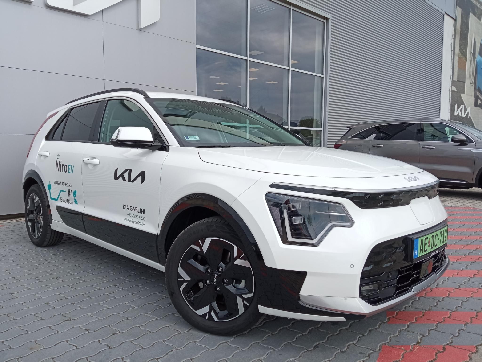 KIA NIRO EV 65kWh Platinum Komfort csomag! Magyarországi! - 1. kép