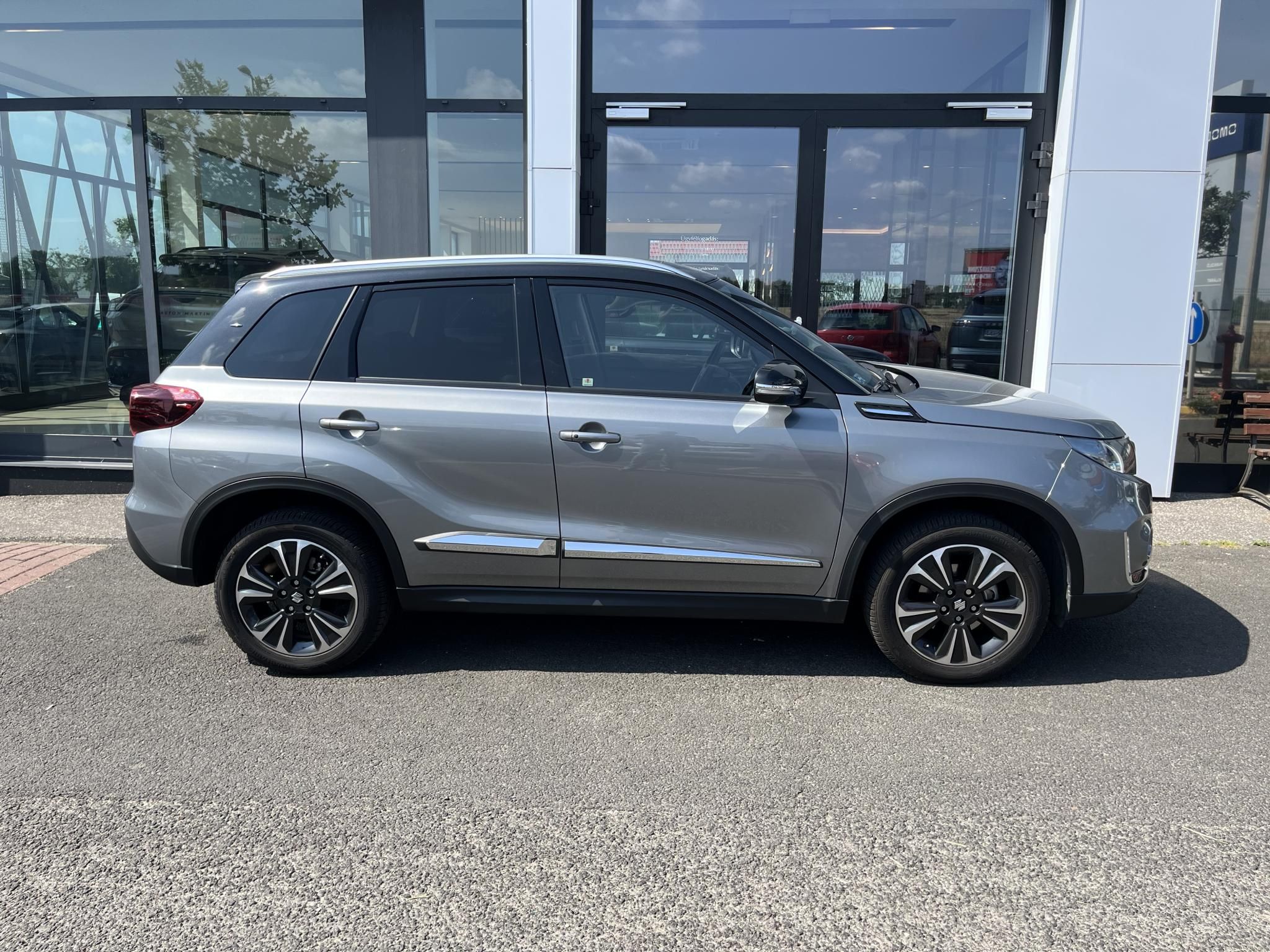 SUZUKI VITARA 1.4 Hybrid GLX Panorama Garanciális! Limited Edition! Magyarországi! - 4. kép