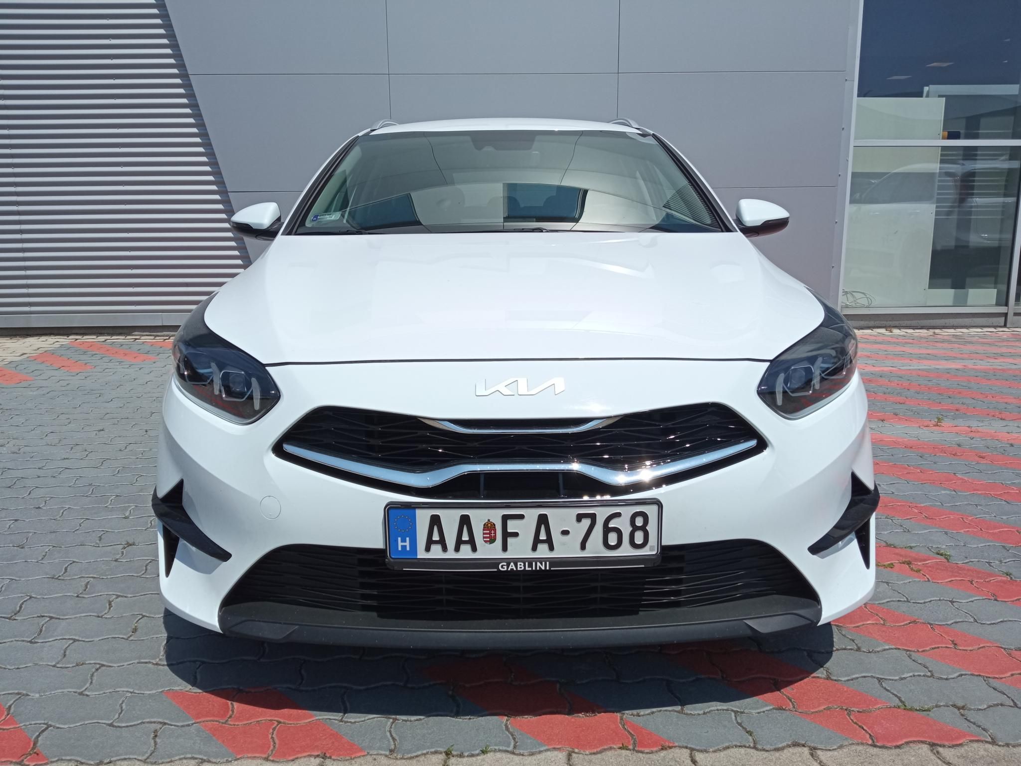 KIA CEE'D Ceed SW 1.5 T-GDI Gold Ülésfűtés-kormányfűtés! Tolatókamera! Magyarországi! - 2. kép