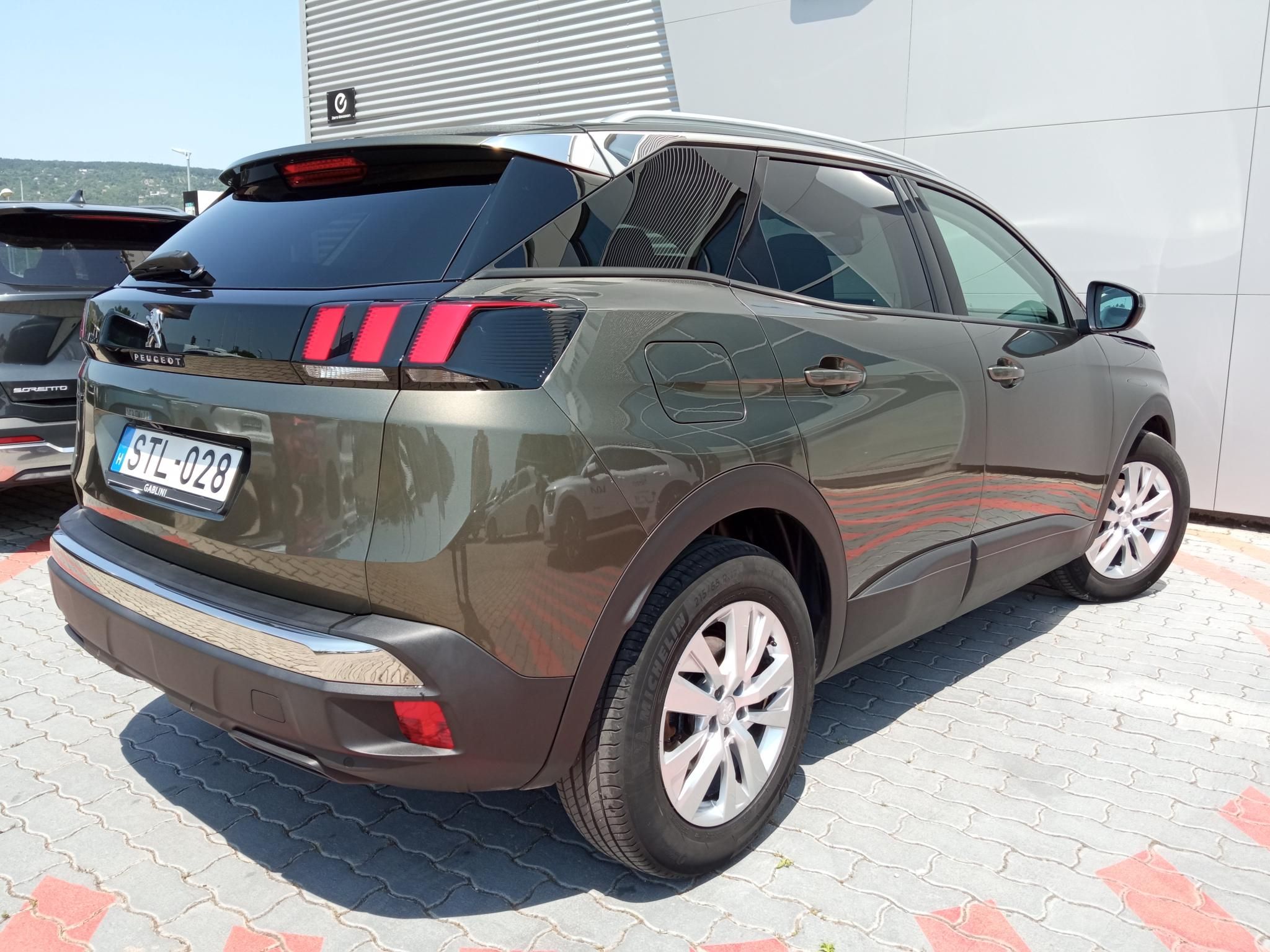 PEUGEOT 3008 1.2 PureTech Allure EAT8 Magyarországi! Automata! - 6. kép