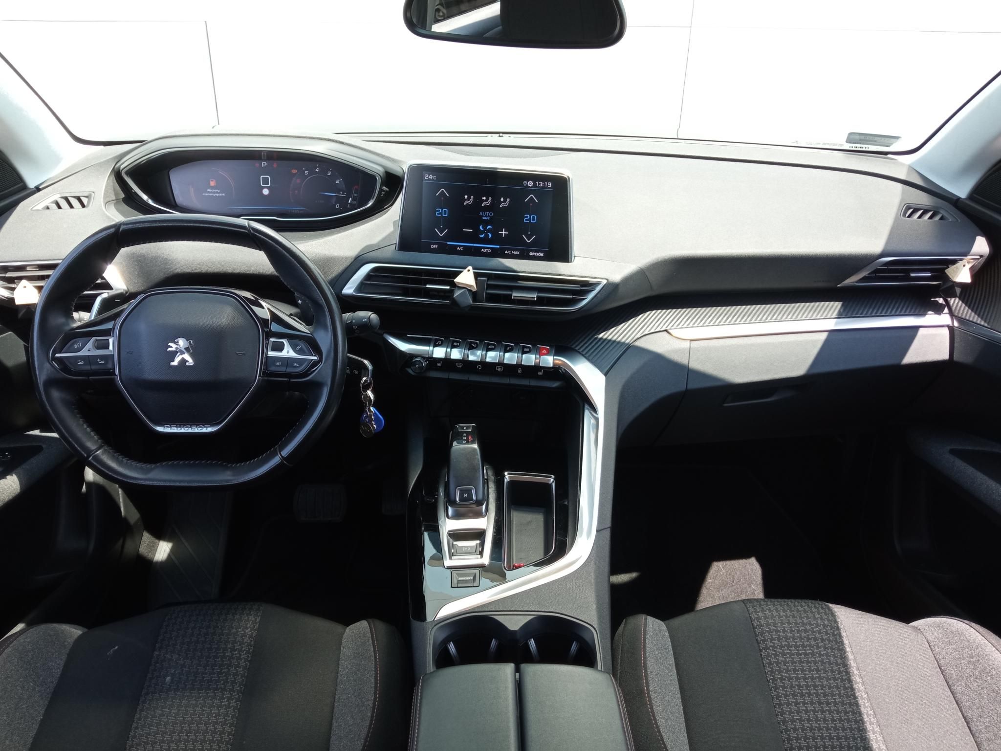 PEUGEOT 3008 1.2 PureTech Allure EAT8 Magyarországi! Automata! - 11. kép