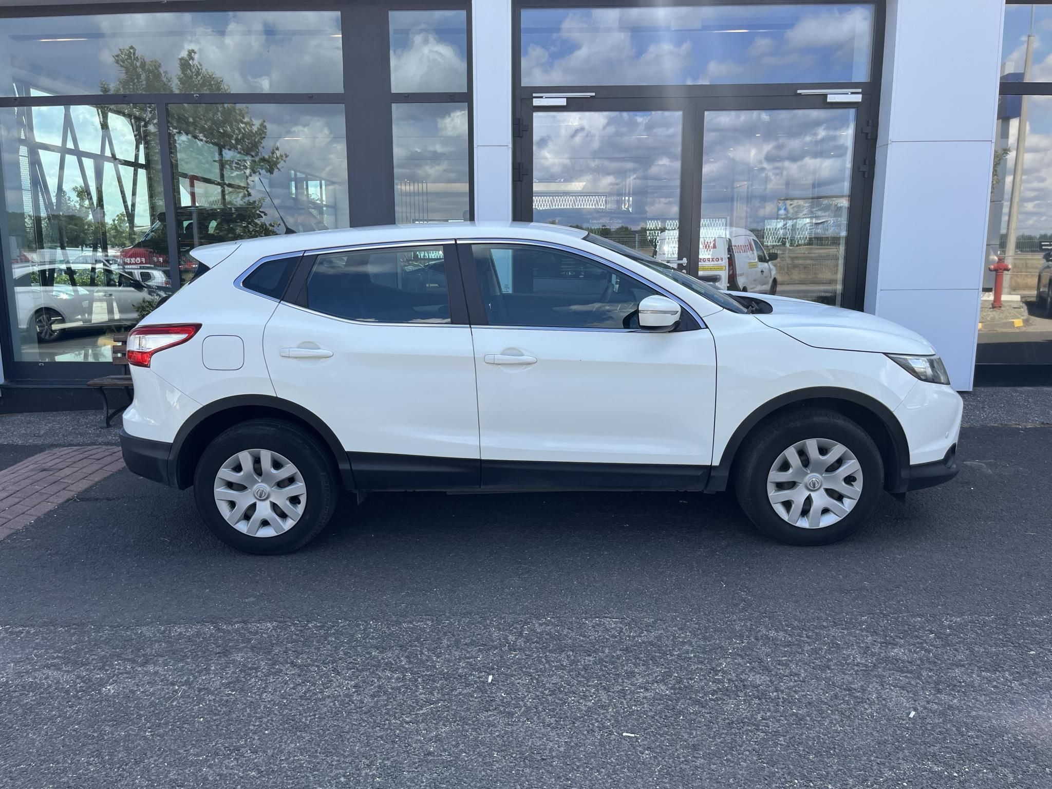 NISSAN QASHQAI 1.2 DIG-T Visia Magyarországi! Leinformálható! - 4. kép