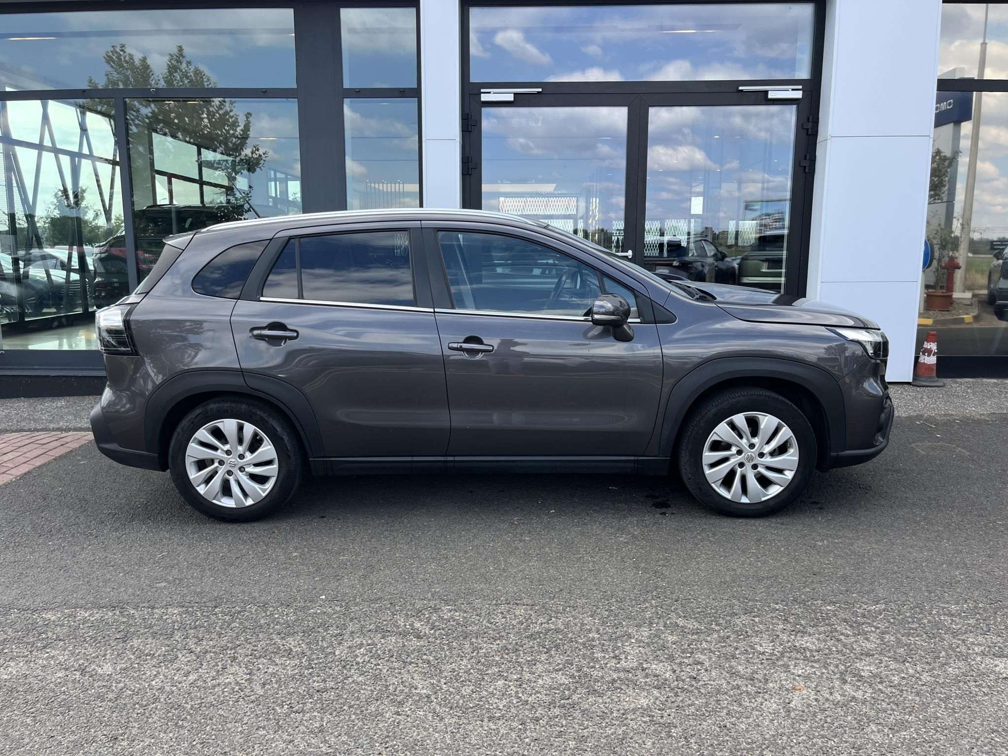 SUZUKI SX4 S-CROSS 1.4 Hybrid GL+ (Automata) Garanciális! Magyarországi! Automata! Vezetett szervizkönyv! - 4. kép