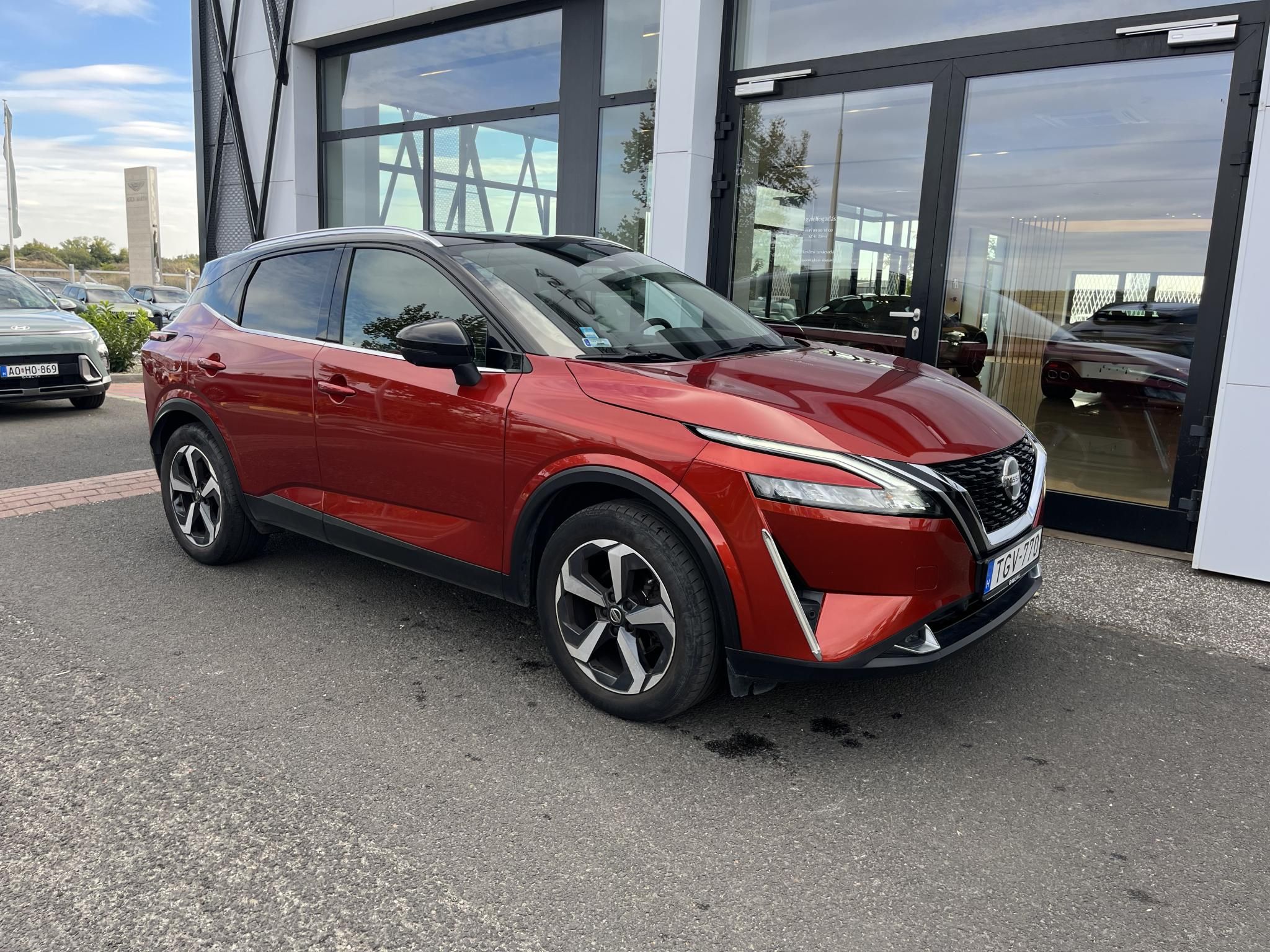 NISSAN QASHQAI 1.3 DIG-T Mild Hybrid N-Connecta X-Tronic Magyarországi! Leinformálható! Üvegtető! Navigáció! - 1. kép