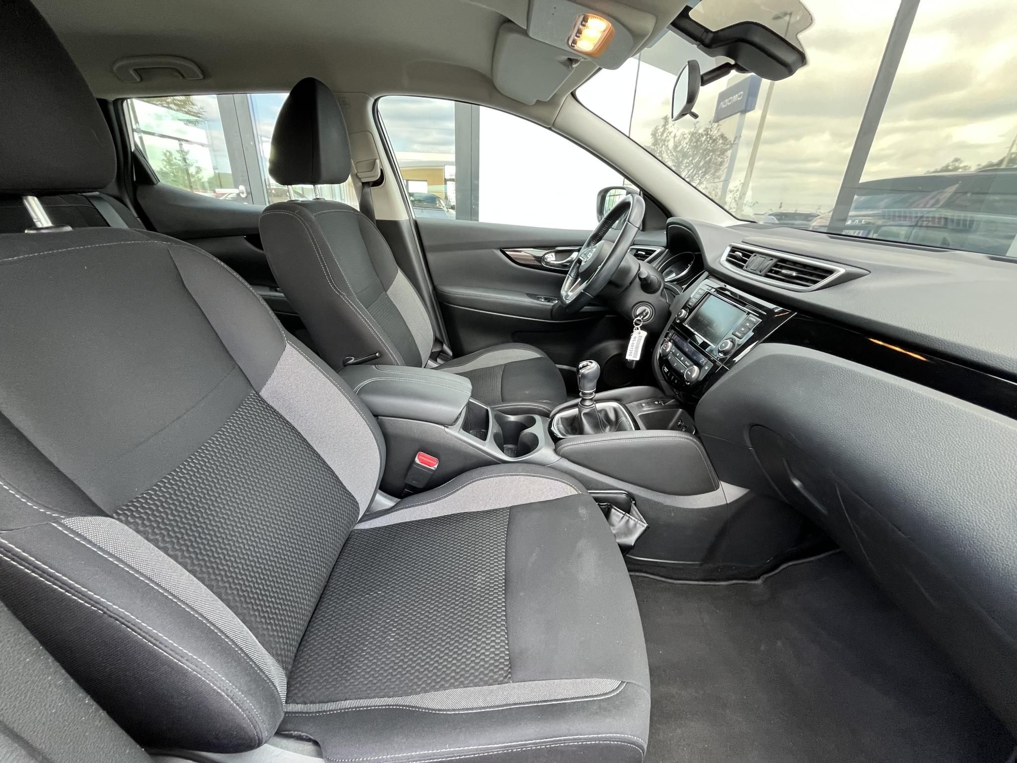 NISSAN QASHQAI 1.3 DIG-T Acenta Magyarországi! Vezetett szervizkönyv! - 8. kép