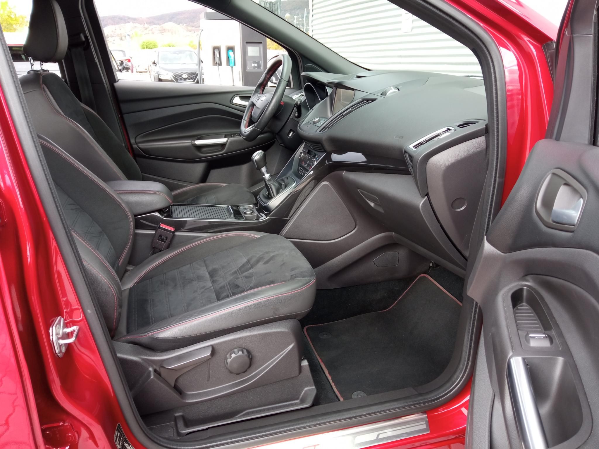 FORD KUGA 1.5 EcoBoost ST-Line Magyarországi! Vonóhorog! Tolatókamera! SONY hangrendszer! - 10. kép