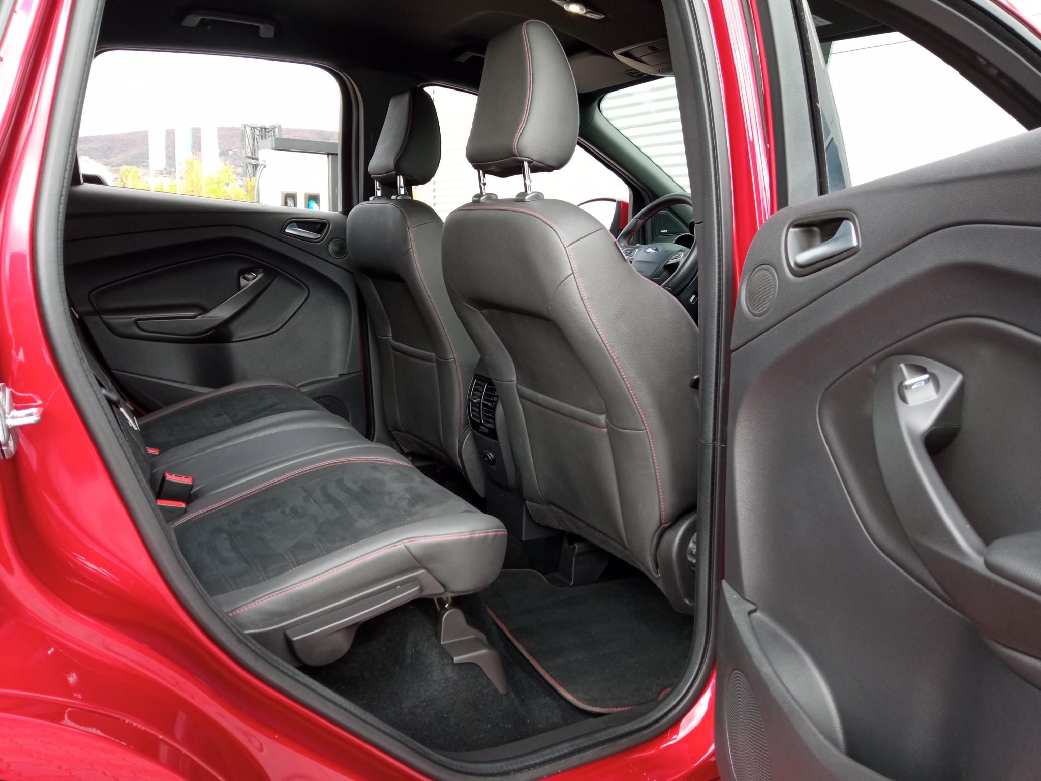 FORD KUGA 1.5 EcoBoost ST-Line Magyarországi! Vonóhorog! Tolatókamera! SONY hangrendszer! - 11. kép