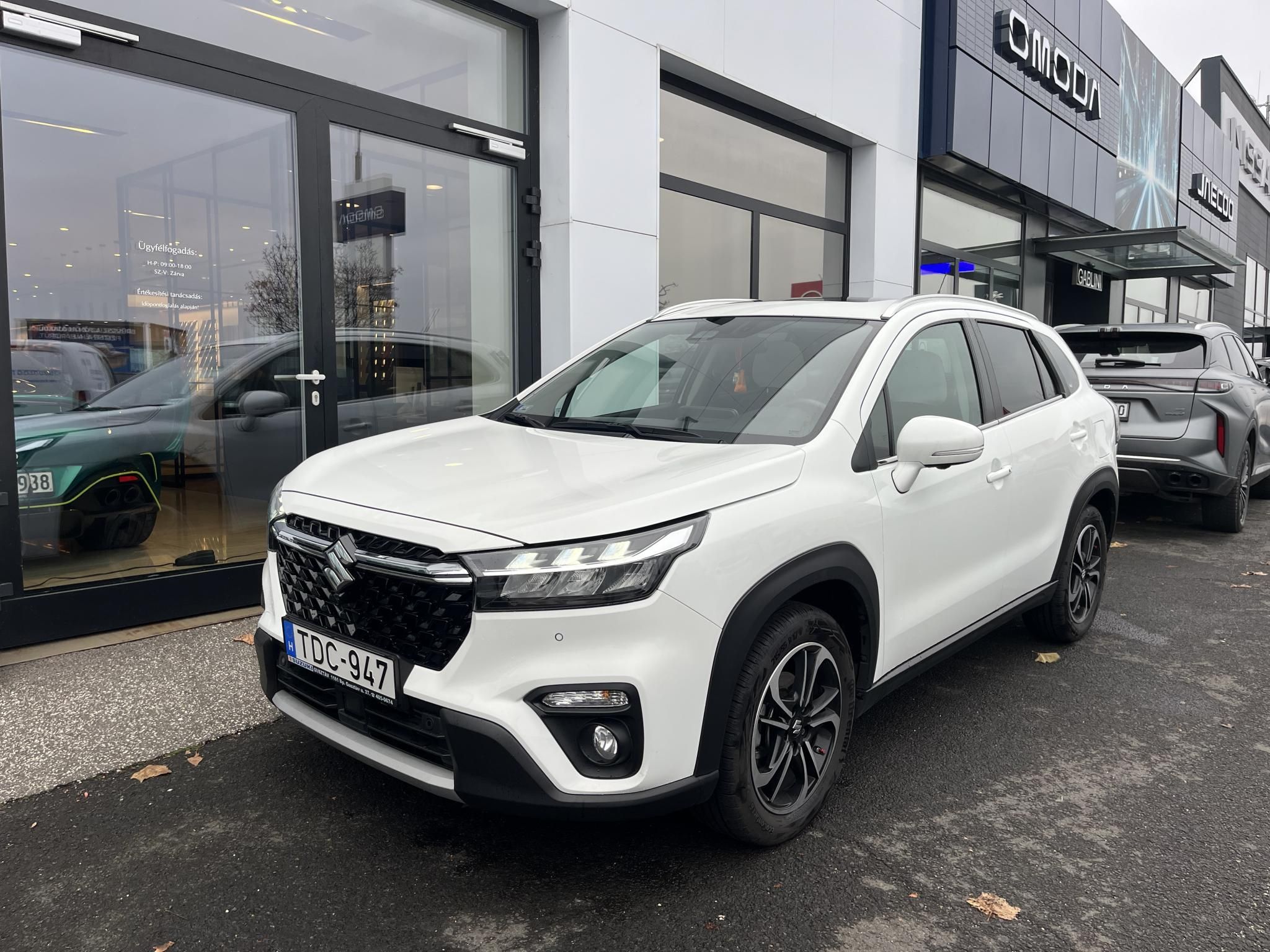 SUZUKI SX4 S-CROSS 1.4 Hybrid GLX 4WD (Automata) Garanciális! Leinformálható! Nyitható üvegtető! - 3. kép