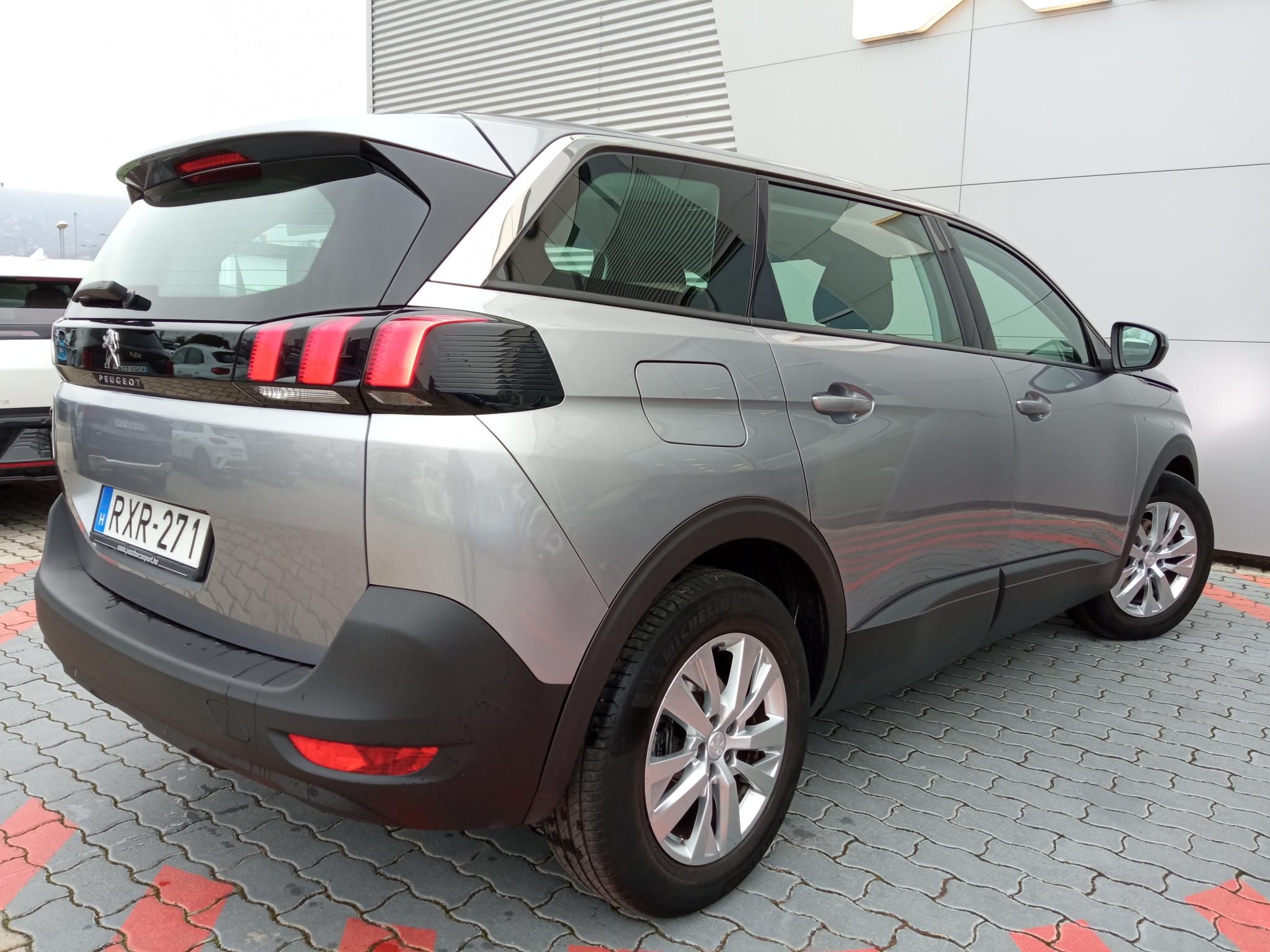 PEUGEOT 5008 1.2 PureTech Active S&S (7 személyes ) Magyarországi! 7 személyes! Vezetett szervizkönyv! - 6. kép
