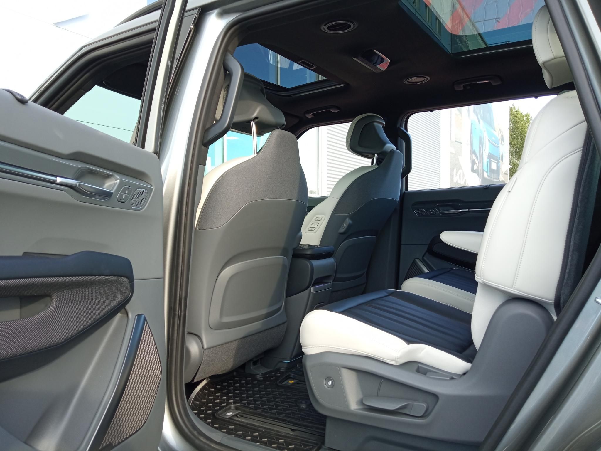 KIA EV9 99,8kWh GT-Line 4WD [6személy] Lounge csomag! 6 személyes! Magyarországi! Garanciális! - 11. kép