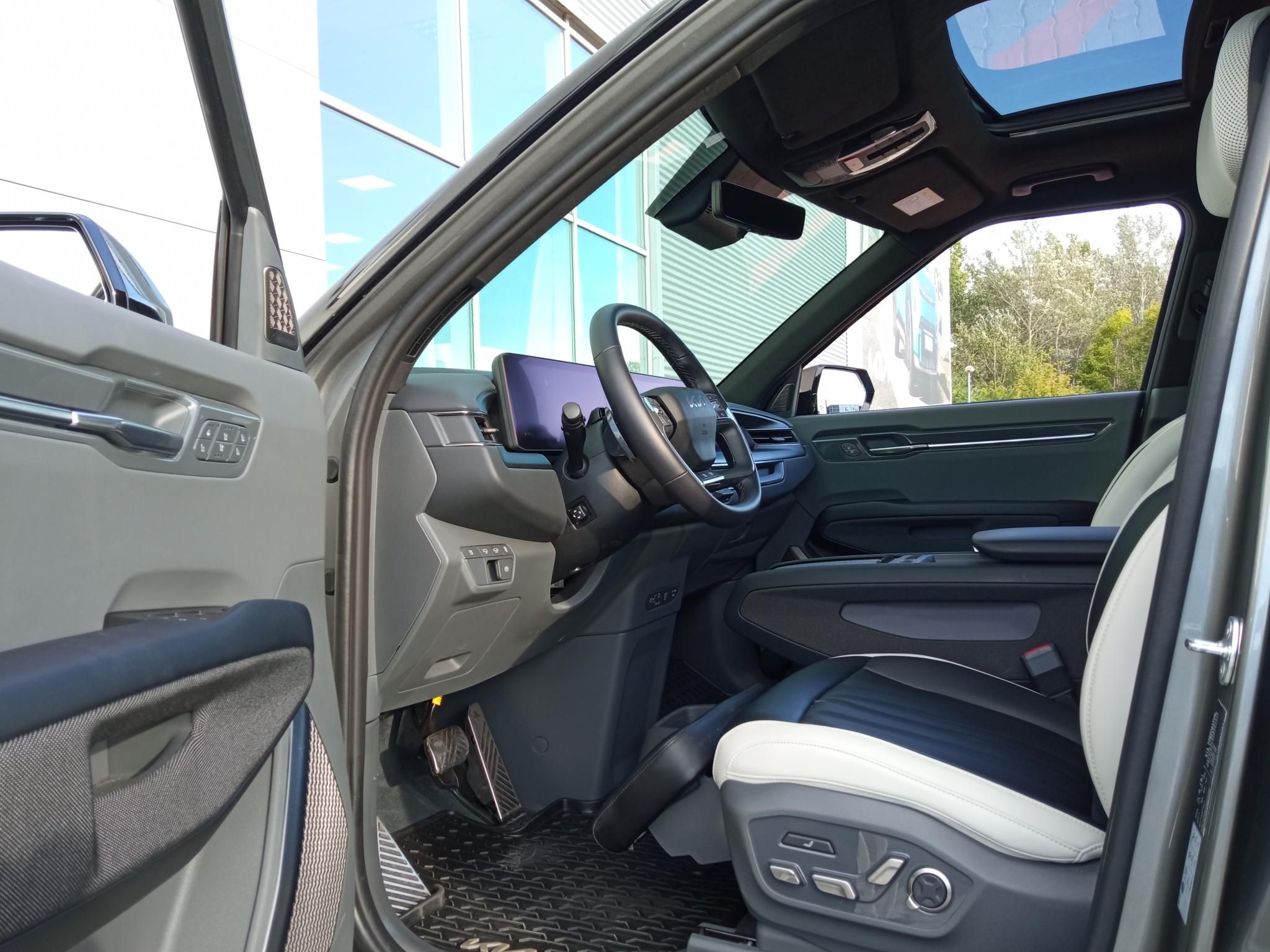 KIA EV9 99,8kWh GT-Line 4WD [6személy] Lounge csomag! 6 személyes! Magyarországi! Garanciális! - 7. kép