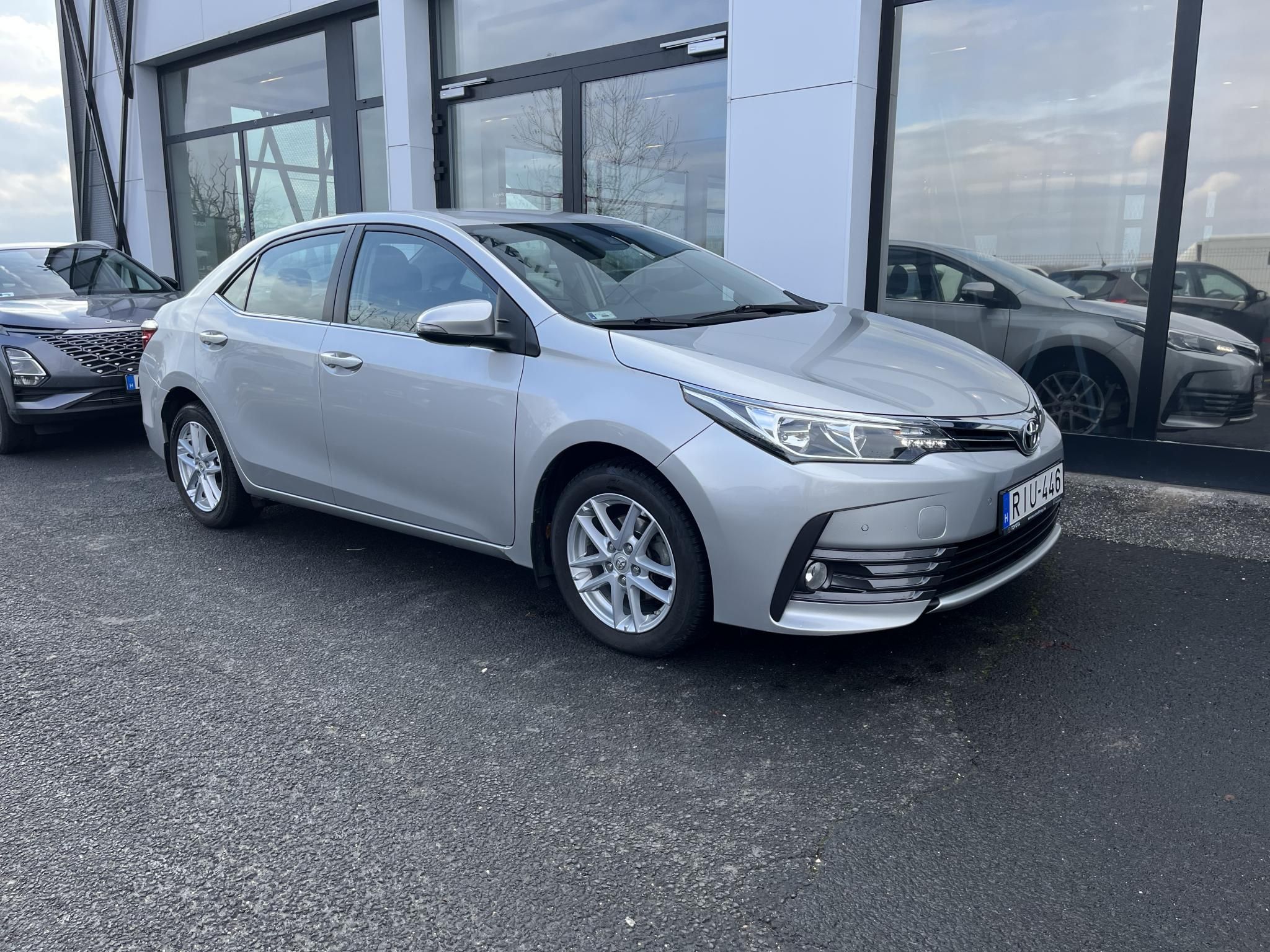 TOYOTA COROLLA Sedan 1.6 Active Comfort Magyarországi! Leinformálható! - 1. kép