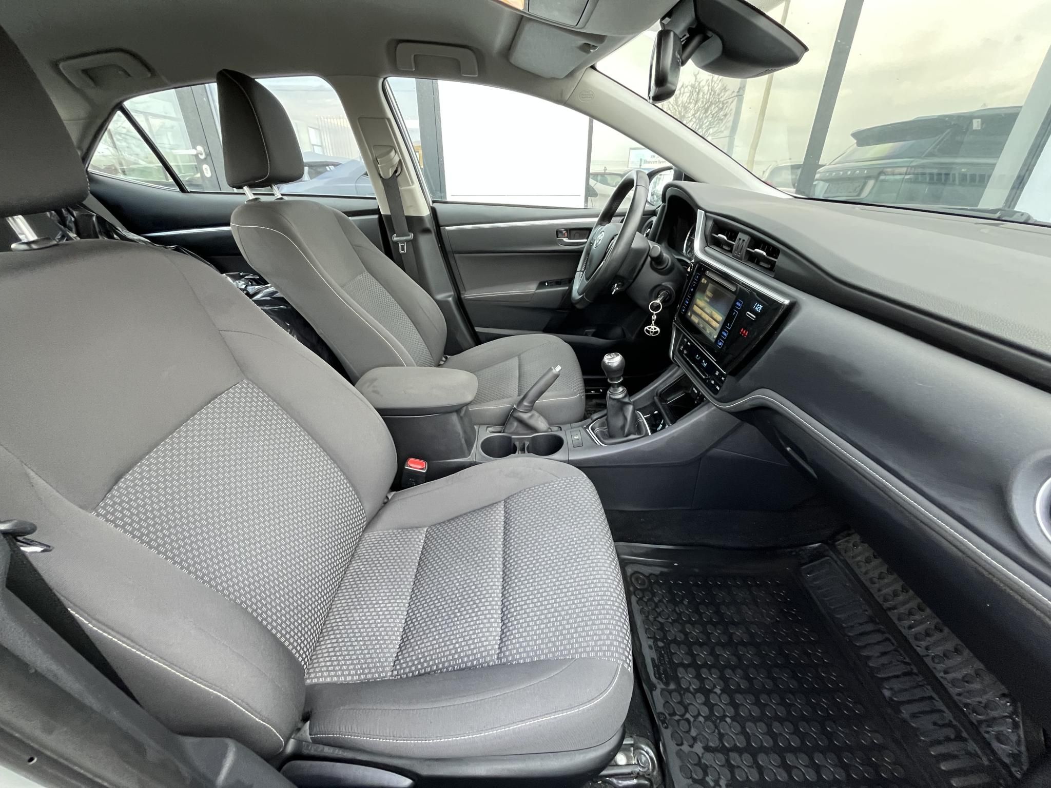 TOYOTA COROLLA Sedan 1.6 Active Comfort Magyarországi! Leinformálható! - 11. kép