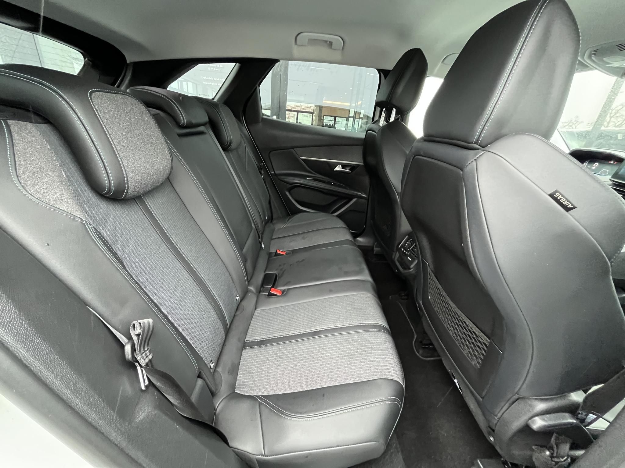 PEUGEOT 3008 1.2 PureTech Allure Pack EAT8 Garanciális! Magyarországi! Leinformálható! - 10. kép