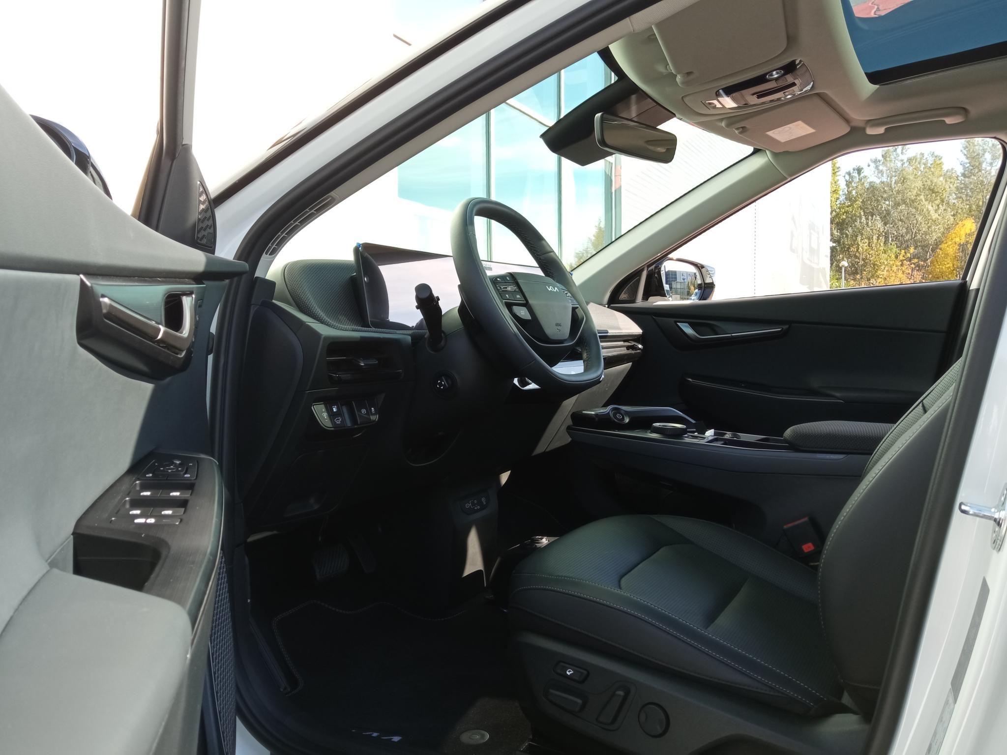 KIA EV6 84kWh Earth Relax+Vision+Power+Premium csomag! Napfénytető! Teszt/demo autó! - 7. kép