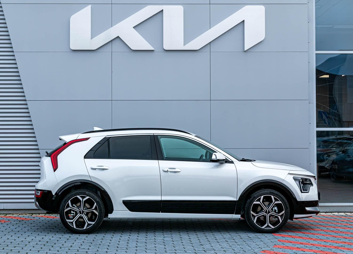 KIA NIRO 1.6 GDI HEV Platinum DCT Készletről! - 3. kép