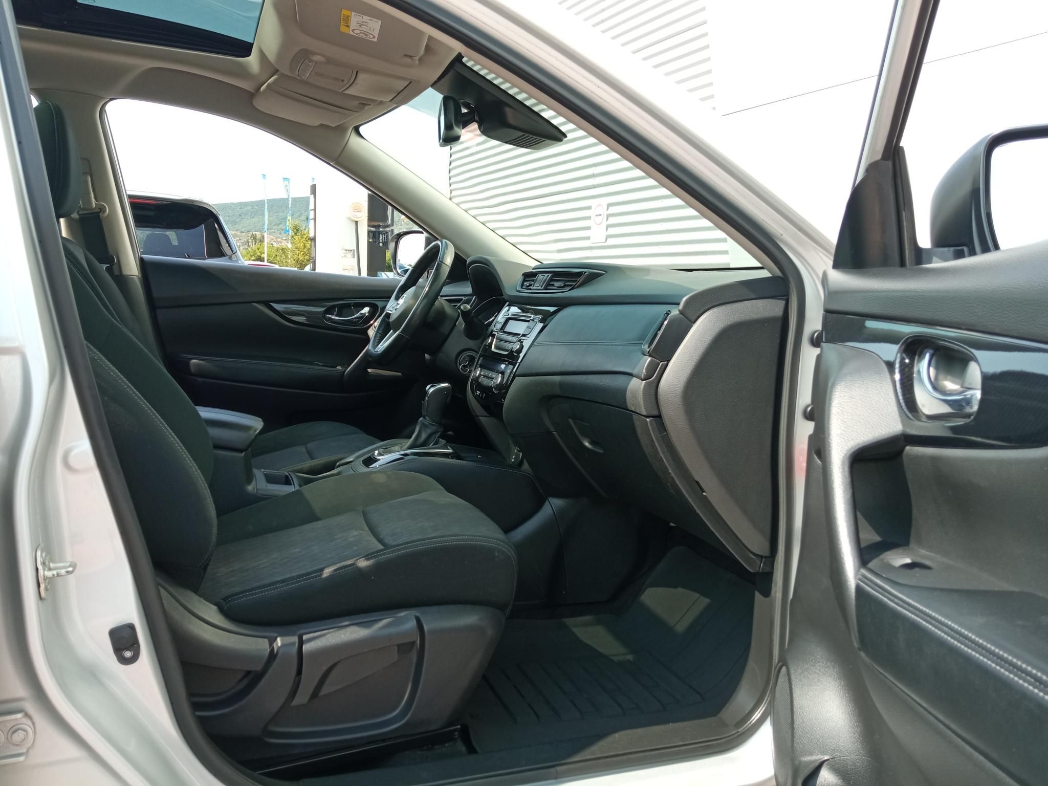 NISSAN X-TRAIL 1.3 DIG-T Acenta DCT (7 személyes ) Automata! Magyarországi! 7 személyes! Panoráma tető! - 9. kép