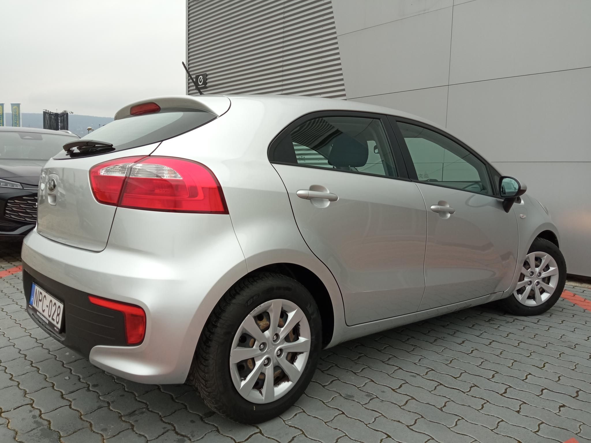 KIA RIO 1.2 CVVT LX Magyarországi! Végig vezetett szervizkönyv! Klíma! - 6. kép