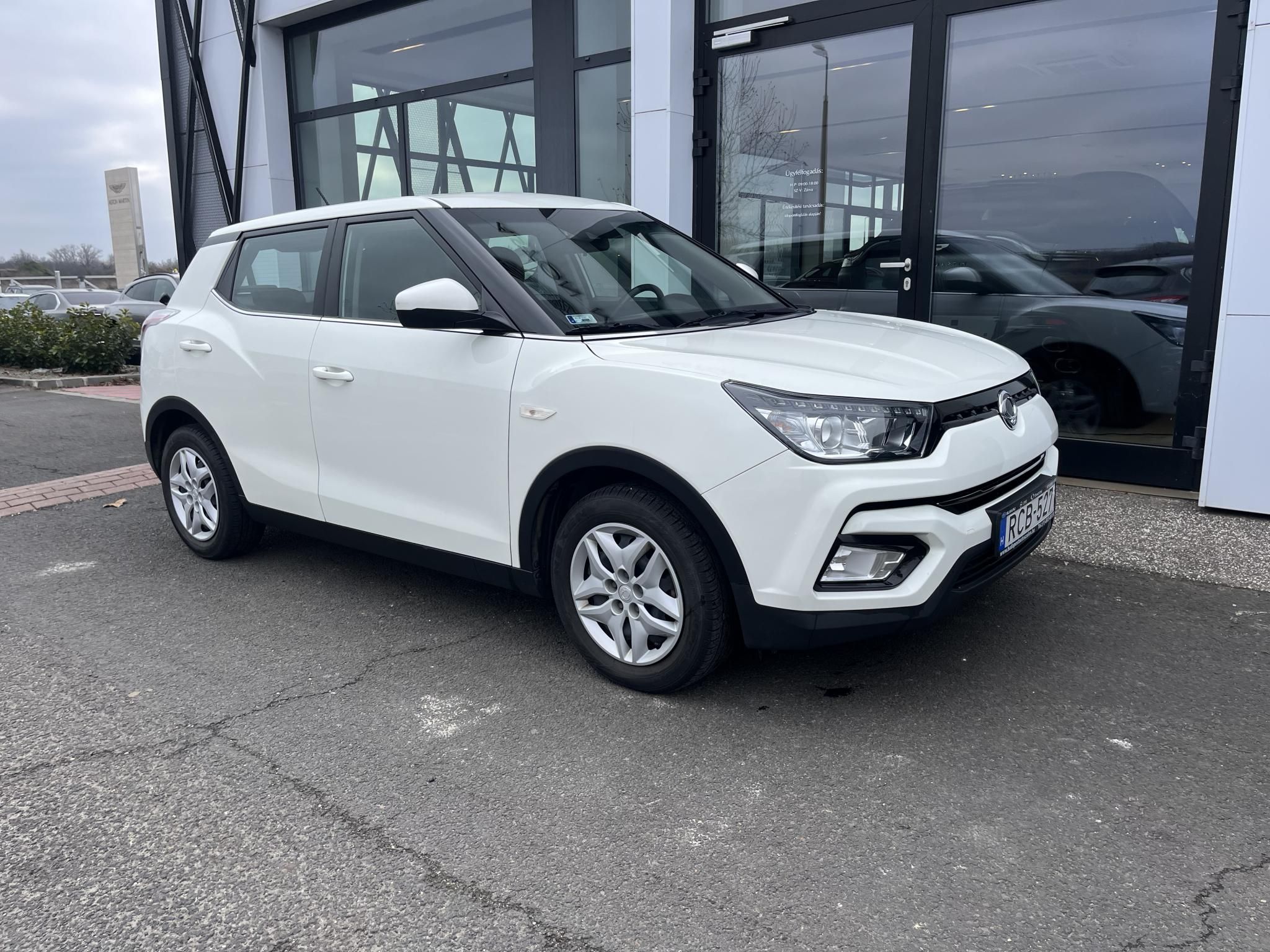 SSANGYONG TIVOLI 1.6 e-XGI DLX Magyarországi! Leinformálható! Vezetett szervizkönyv! - 1. kép