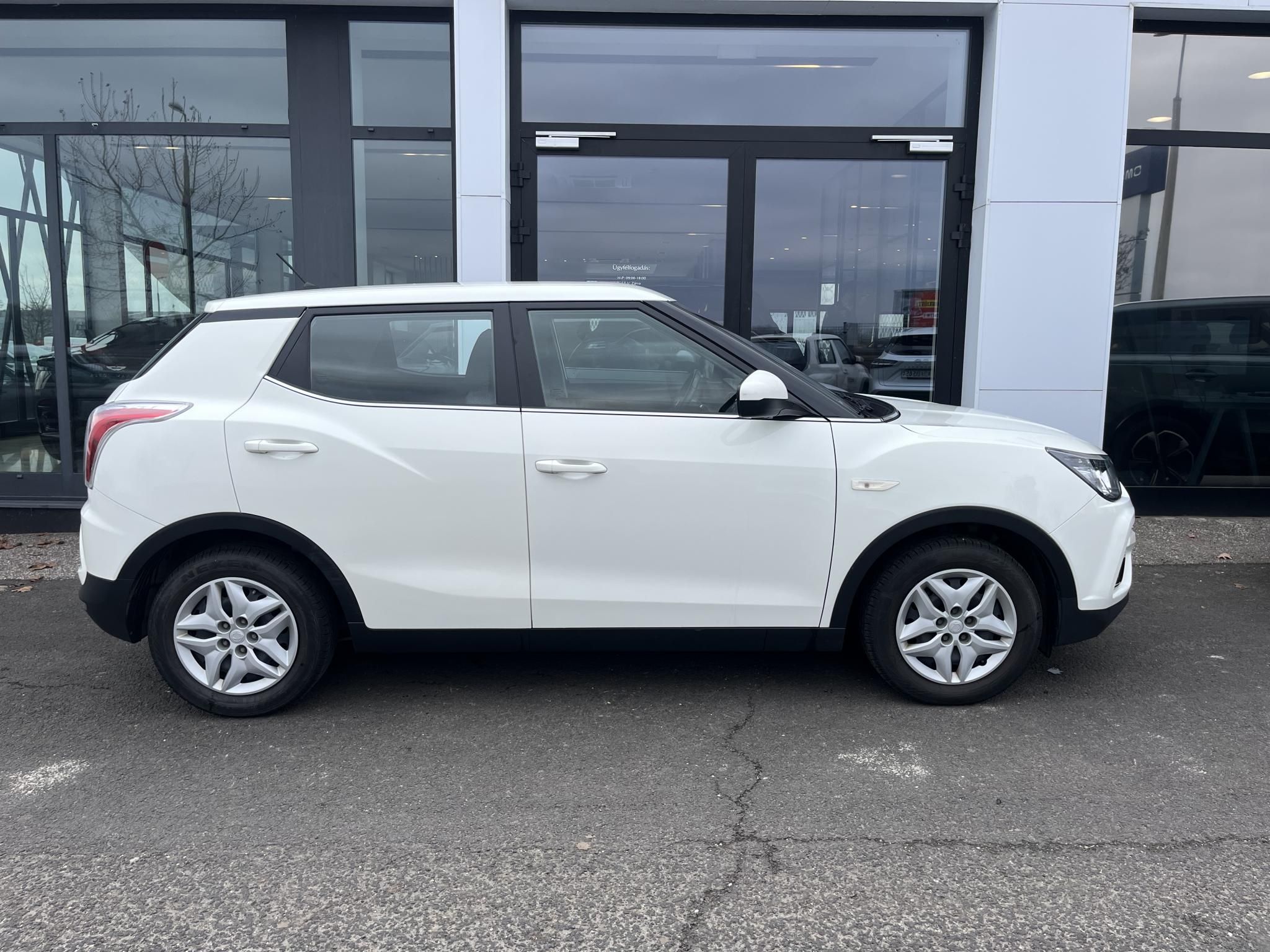 SSANGYONG TIVOLI 1.6 e-XGI DLX Magyarországi! Leinformálható! Vezetett szervizkönyv! - 4. kép