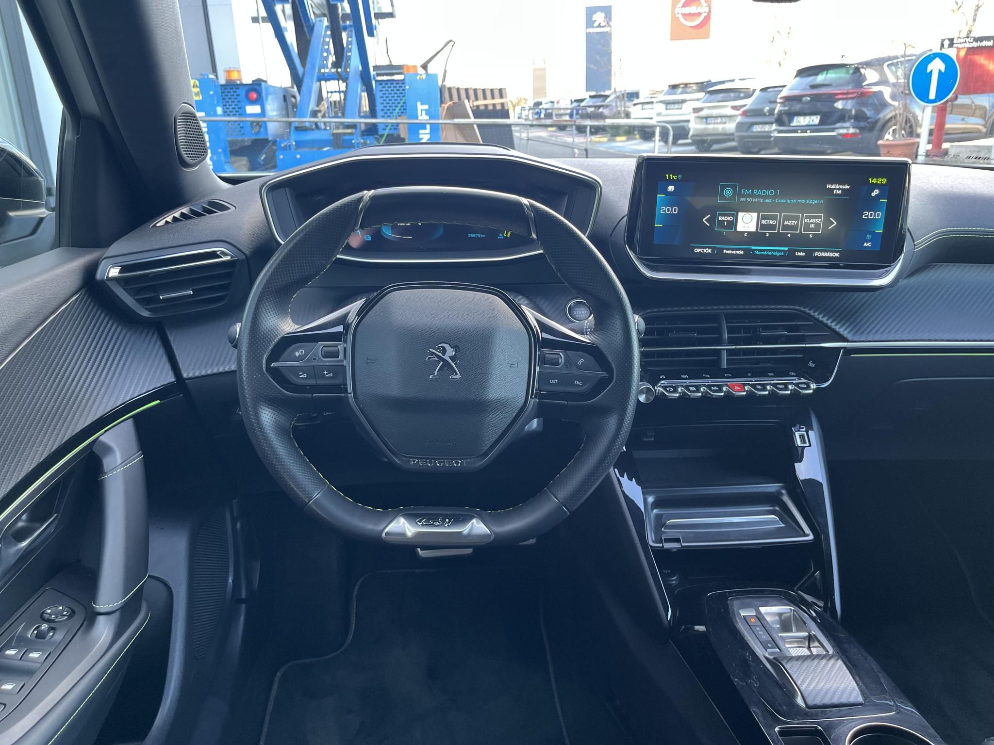 PEUGEOT 2008 e2008 50kWh GT Pack - 10. kép