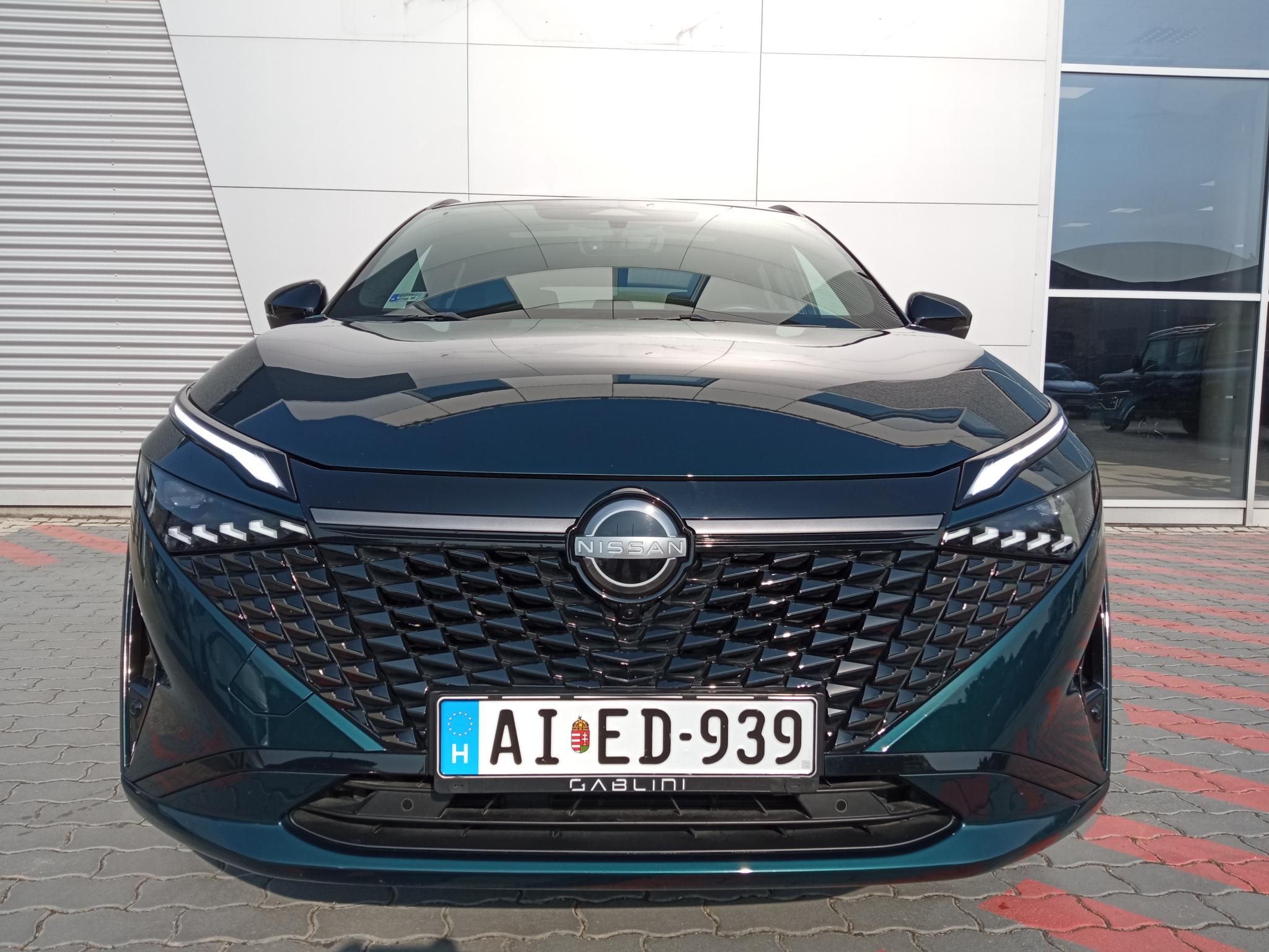 NISSAN QASHQAI 1.3 DIG-T Mild N-Design X-Tronic Magyarországi! Head-up display! Keyless-go! 360 fokos kamera! Panoráma tető! - 2. kép