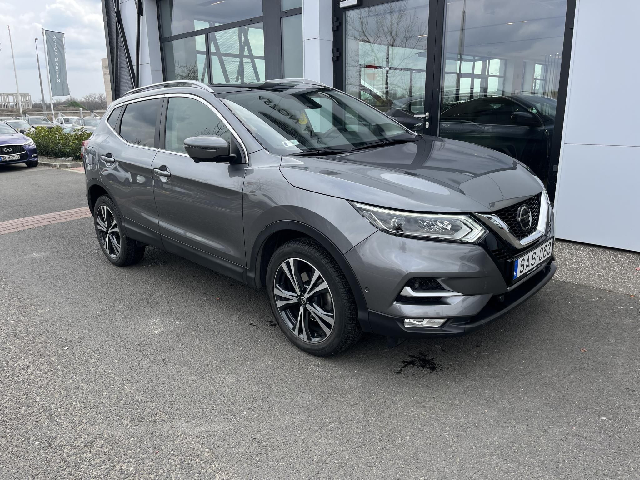 NISSAN QASHQAI 1.3 DIG-T N-Connecta DCT Magyarországi! Leinformálható! - 1. kép