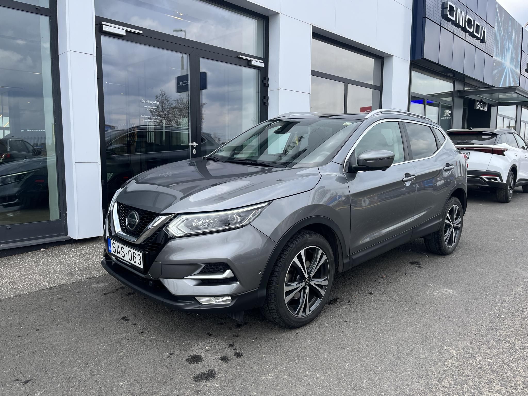NISSAN QASHQAI 1.3 DIG-T N-Connecta DCT Magyarországi! Leinformálható! - 3. kép