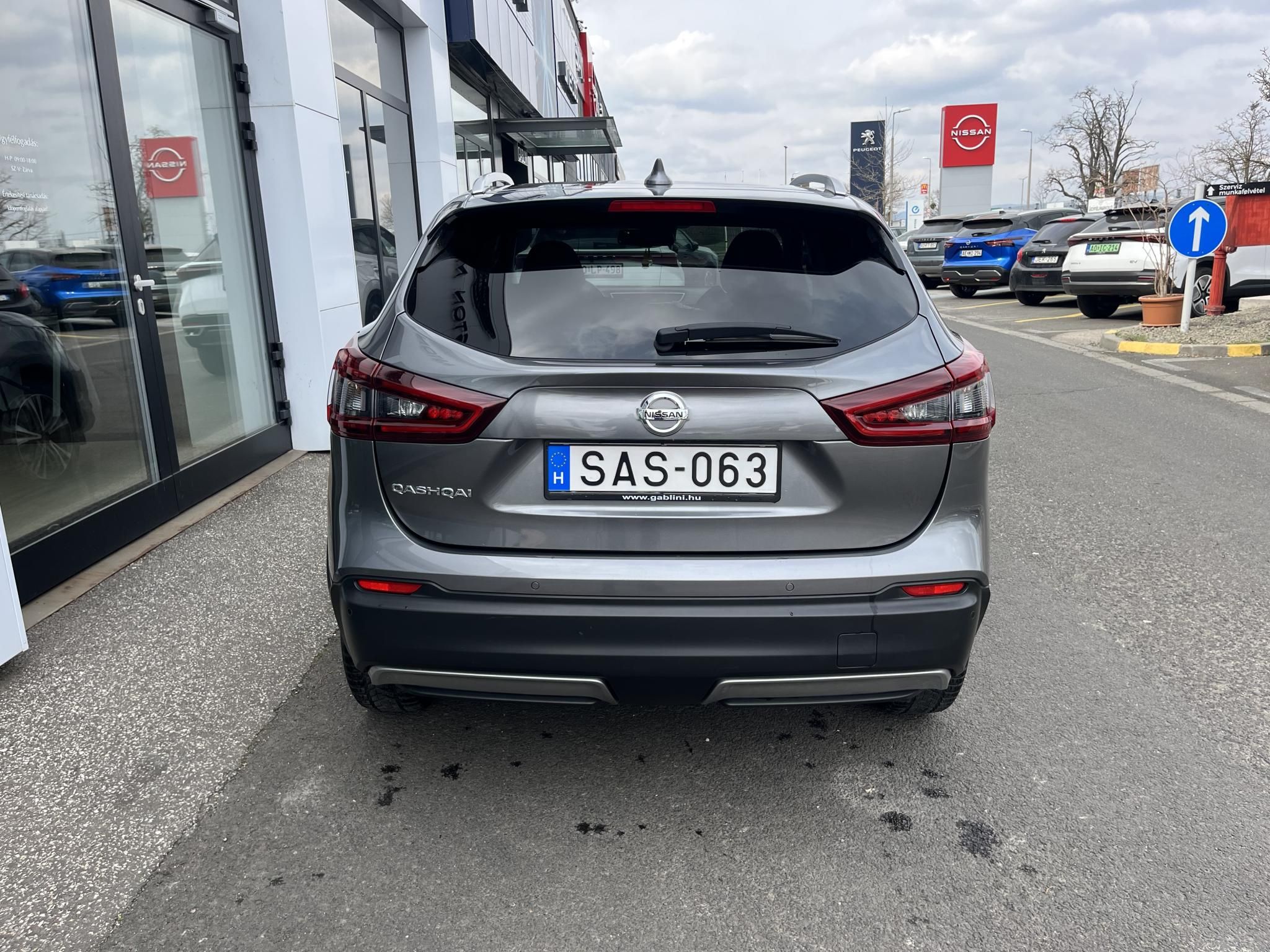 NISSAN QASHQAI 1.3 DIG-T N-Connecta DCT Magyarországi! Leinformálható! - 6. kép