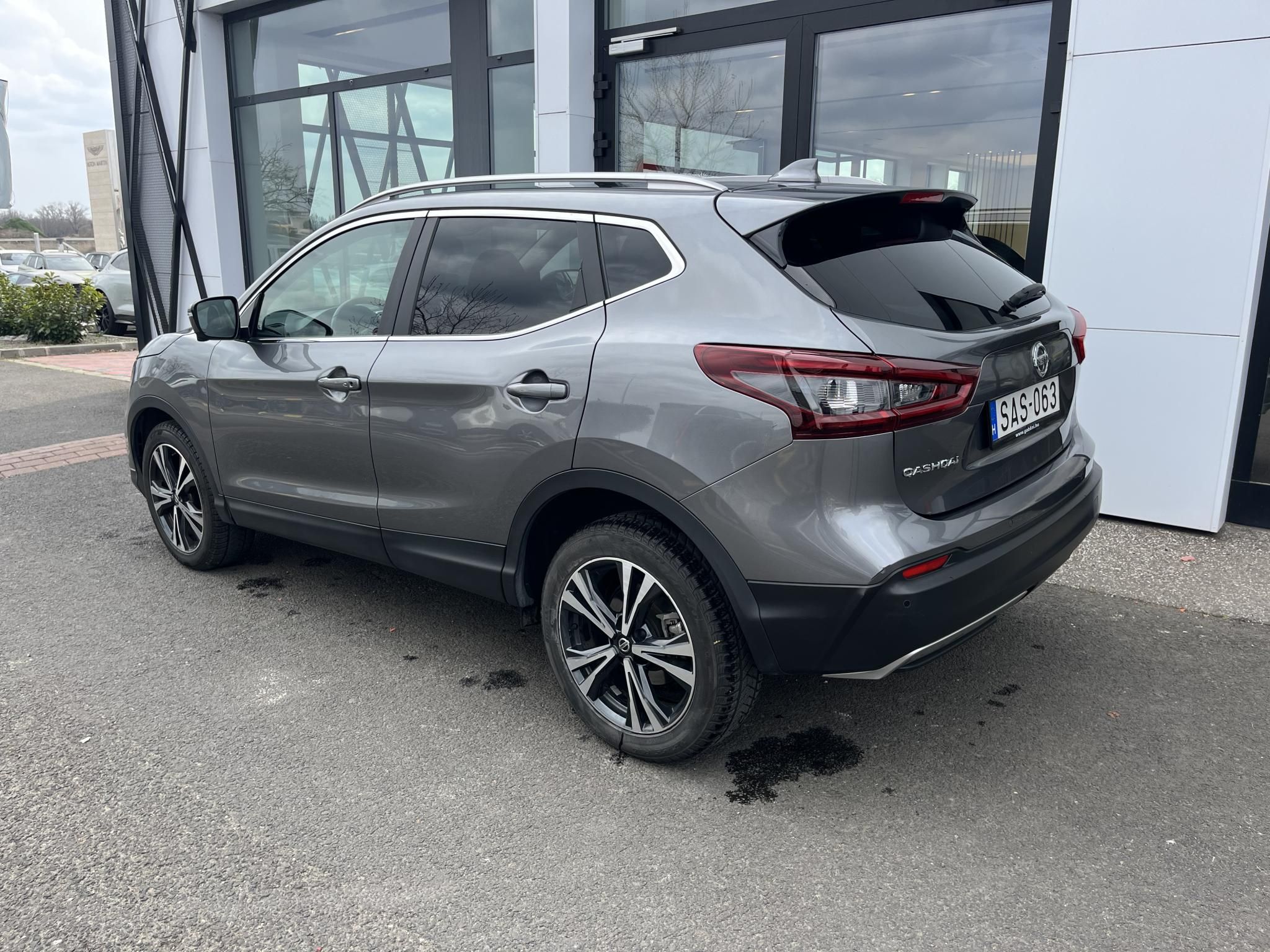NISSAN QASHQAI 1.3 DIG-T N-Connecta DCT Magyarországi! Leinformálható! - 7. kép