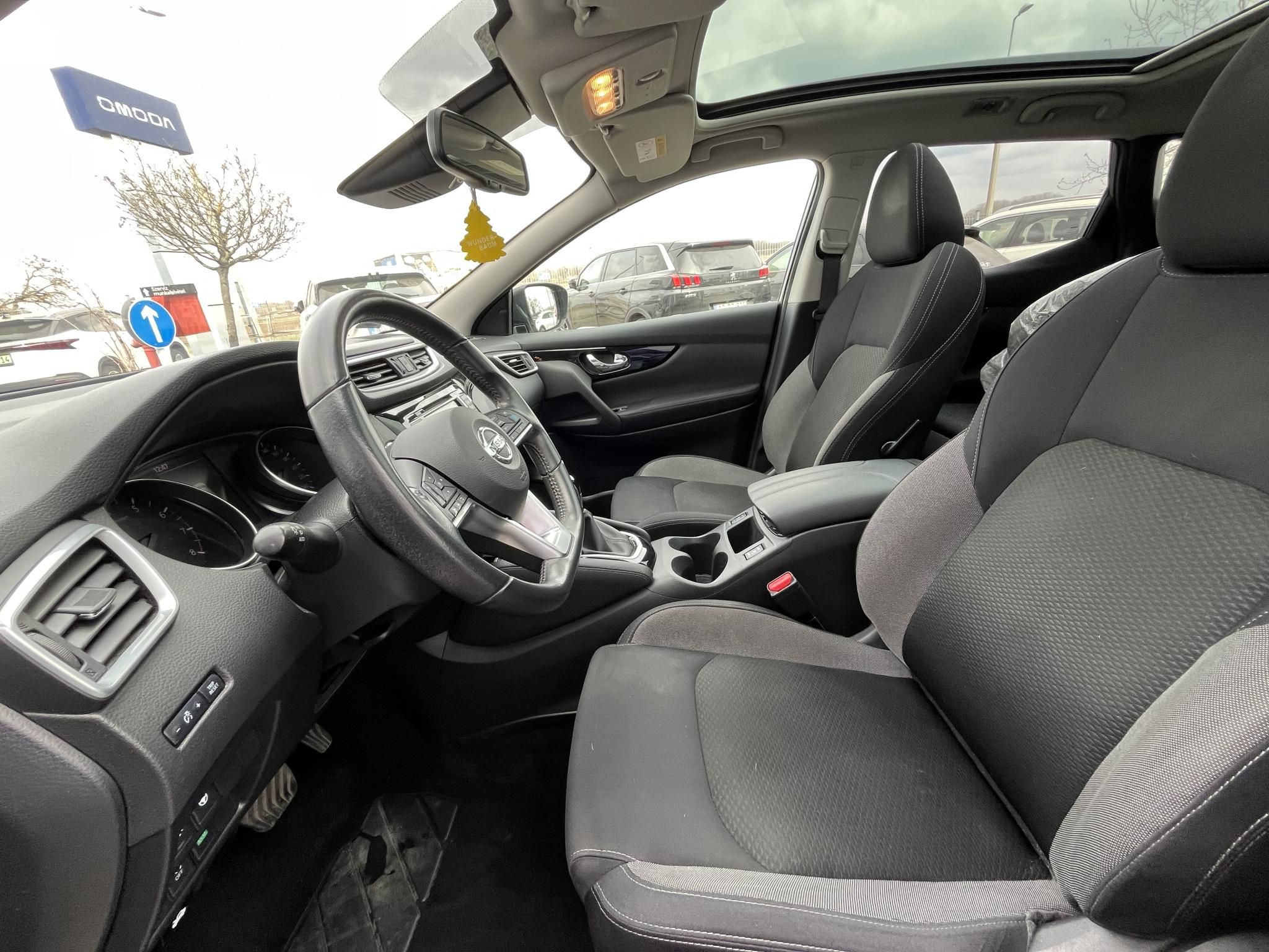 NISSAN QASHQAI 1.3 DIG-T N-Connecta DCT Magyarországi! Leinformálható! - 11. kép