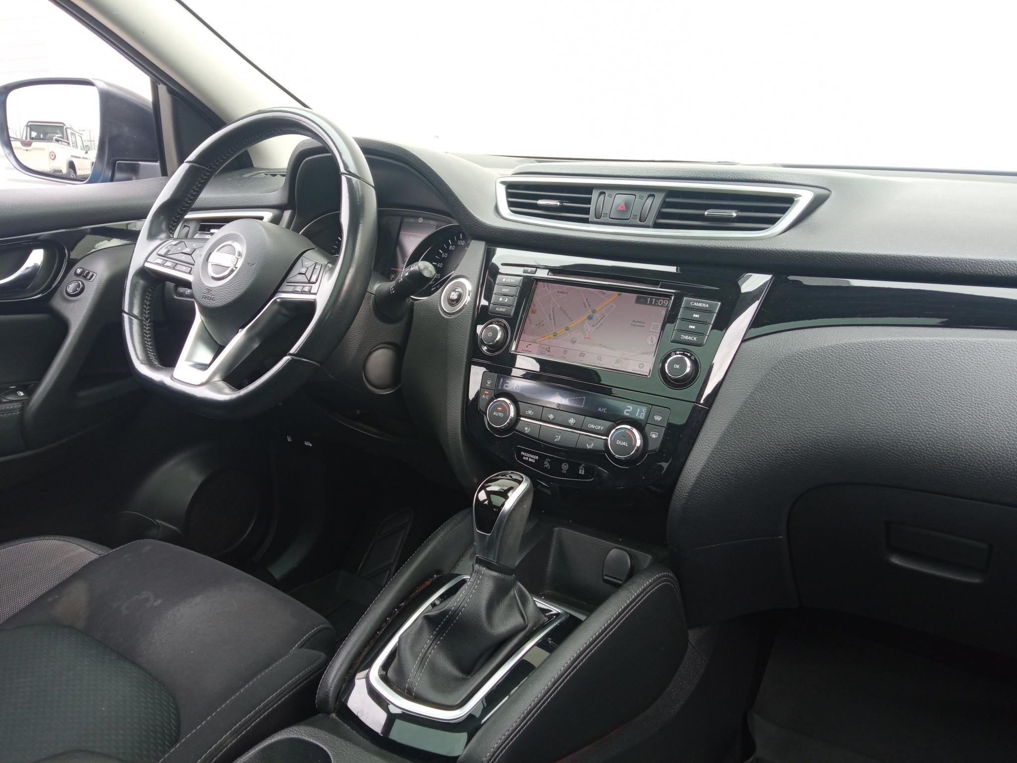 NISSAN QASHQAI 1.3 DIG-T N-Connecta DCT Automata! Magyarországi! Ülésfűtés! 360 fokos kamera! Panorámatető! LED! - 9. kép